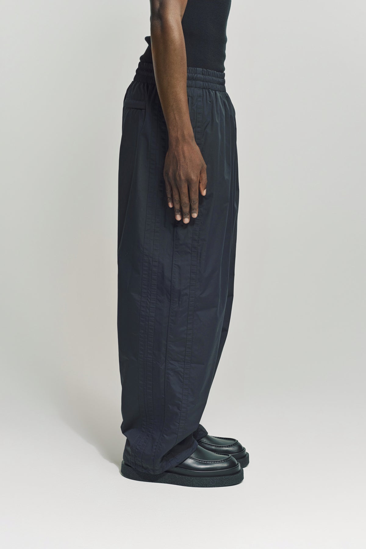 VETEMENTS | OVAL LOGO TRACKPANTS