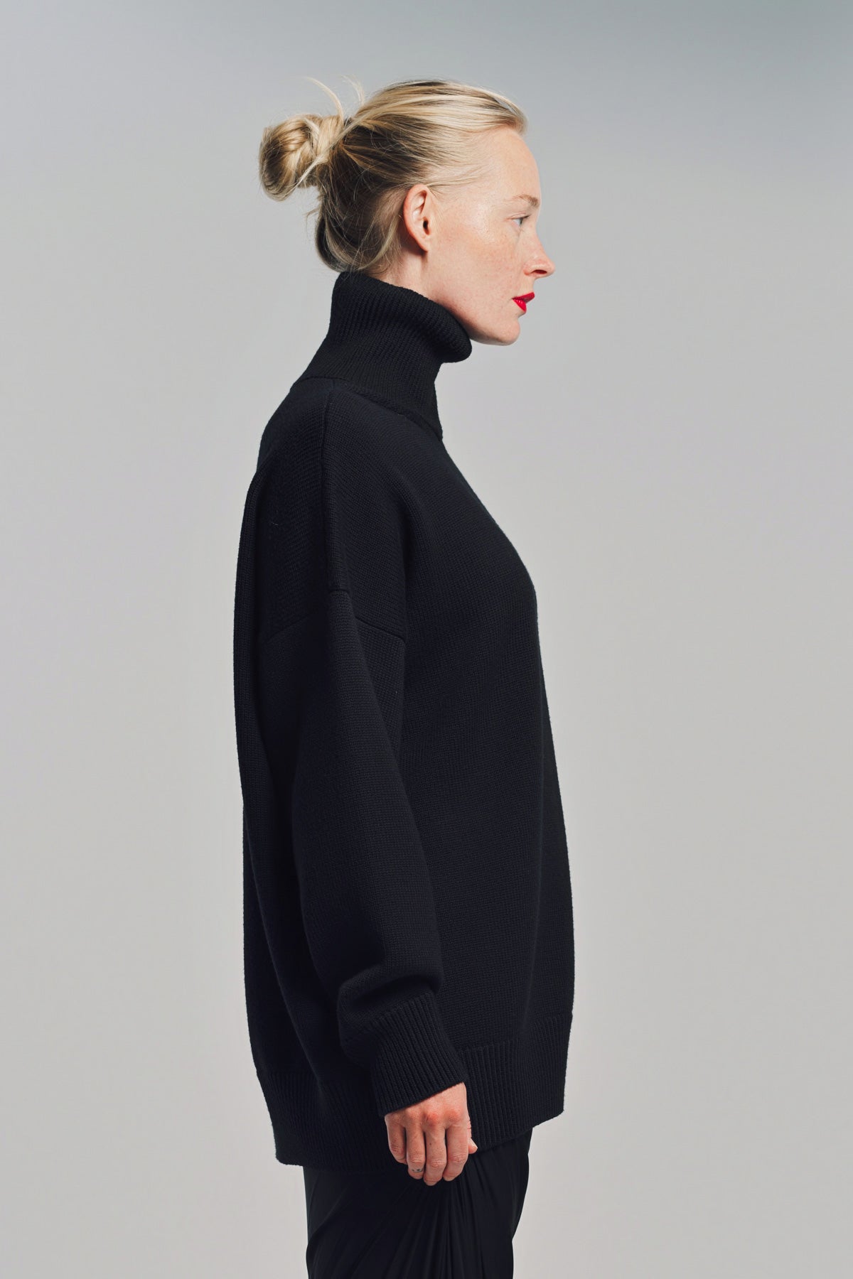 ALAÏA | CUT-OUT SIDE JUMPER