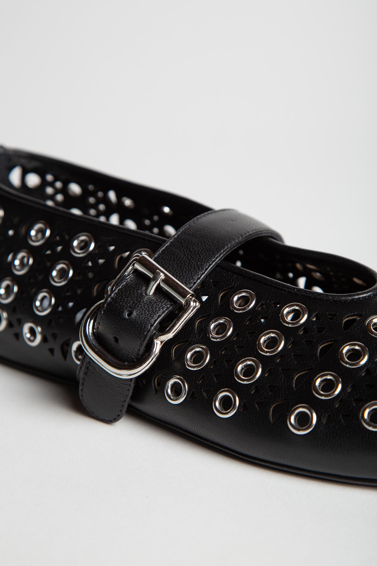 ALAÏA | RIVET BALLET FLATS