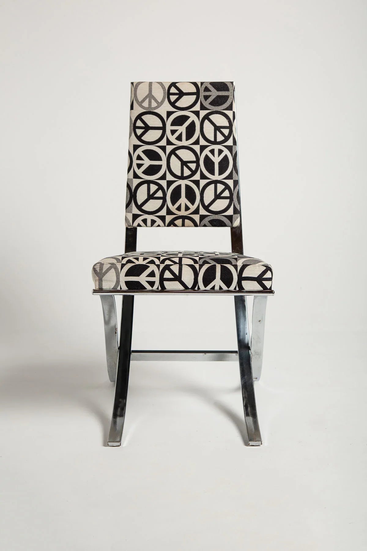 MAXFIELD PRIVATE COLLECTION | VINTAGE PEACE MOTIF CHAIR