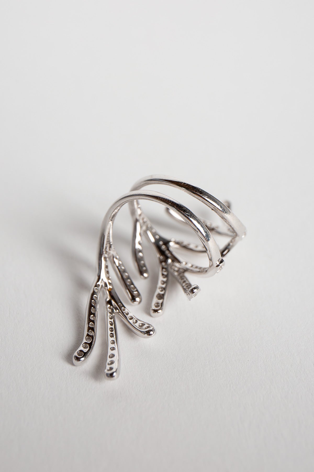 STEFERE | WHITE GOLD & DIAMOND RING