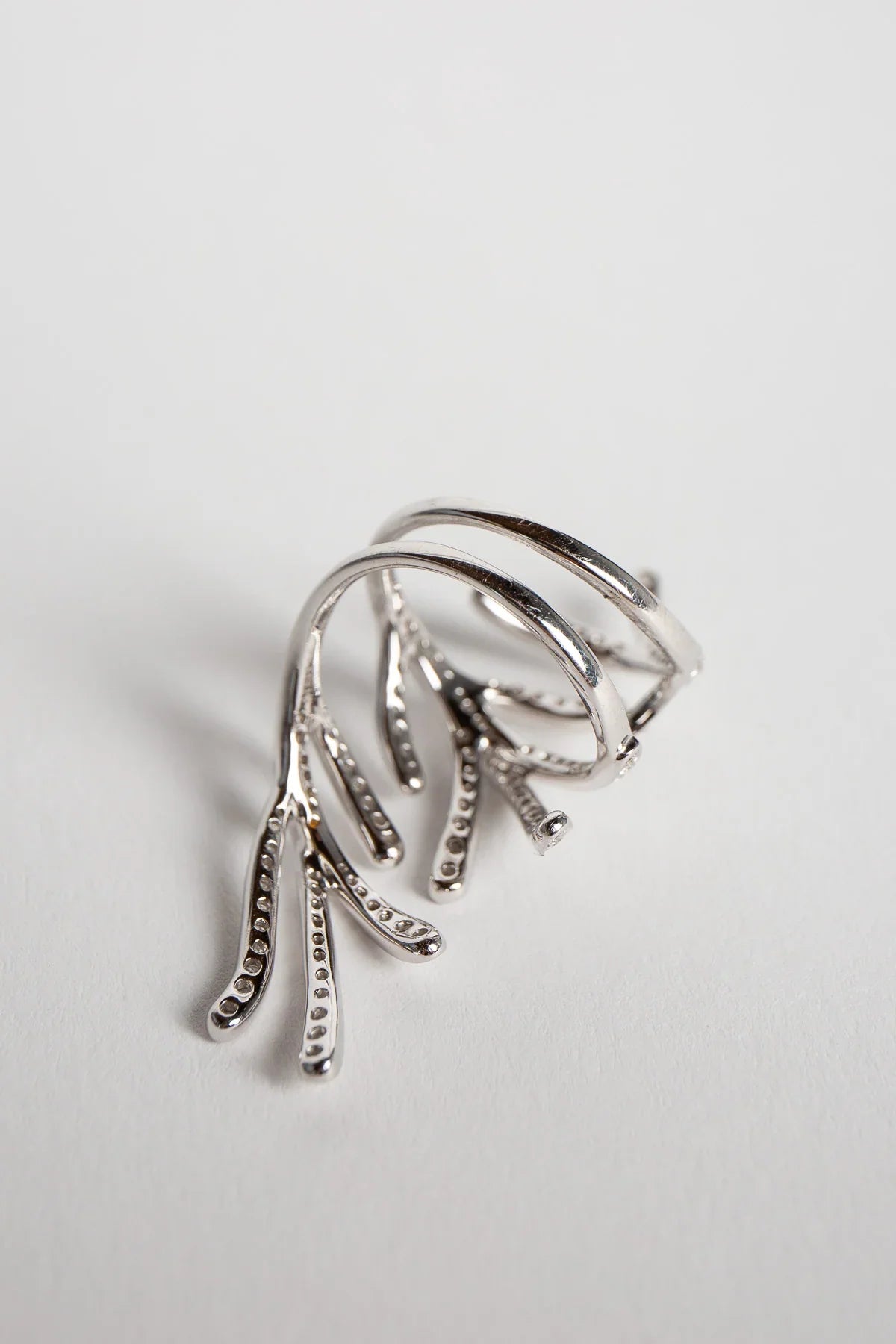 STEFERE | WHITE GOLD & DIAMOND RING