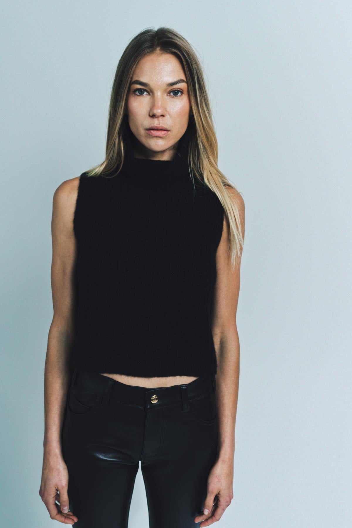 SABLYN | SAIGE SLEEVELESS CASHMERE TURTLENECK - MAXFIELD LA