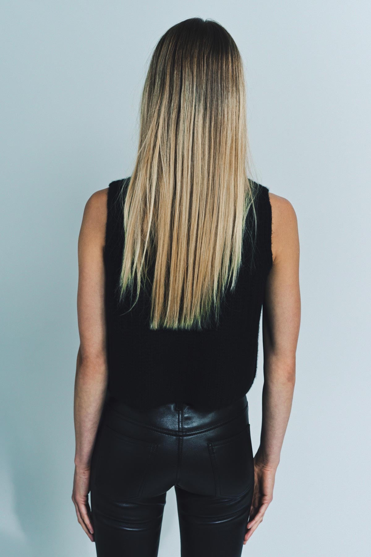 SABLYN | SAIGE SLEEVELESS CASHMERE TURTLENECK - MAXFIELD LA