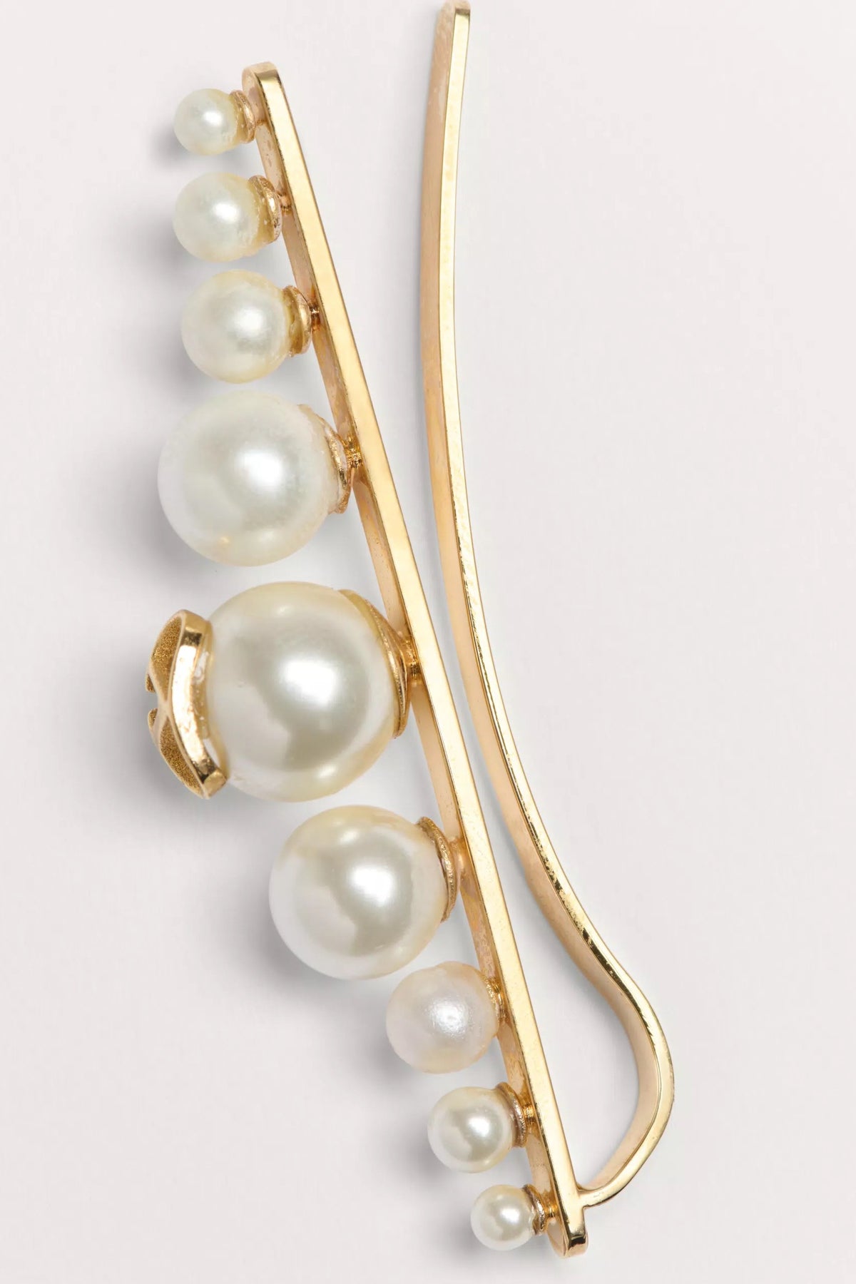 VALENTINO GARAVANI | VLOGO SIGNATURE PEARL TIE CLIP