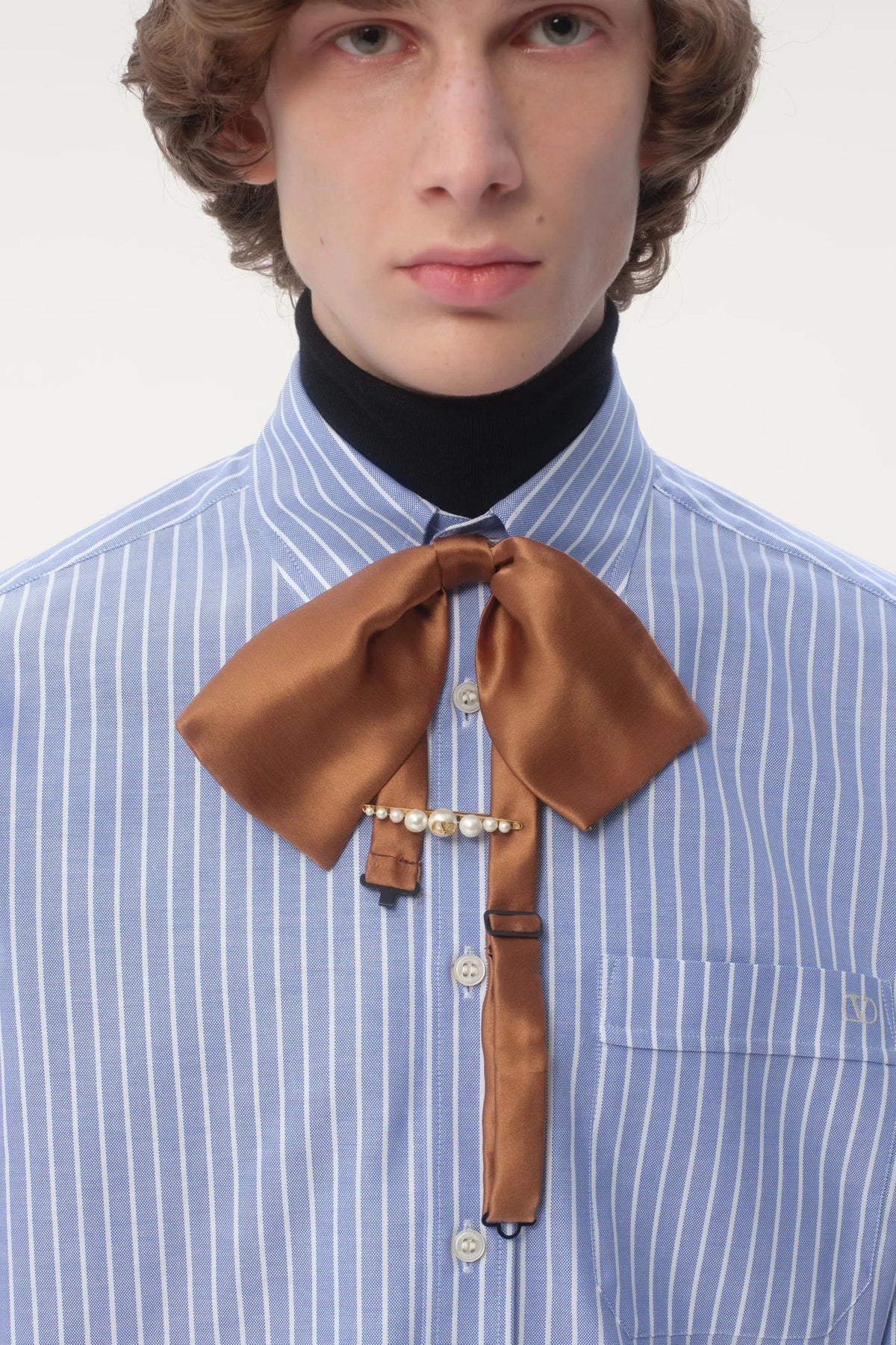 VALENTINO GARAVANI | VLOGO SIGNATURE PEARL TIE CLIP - MAXFIELD LA