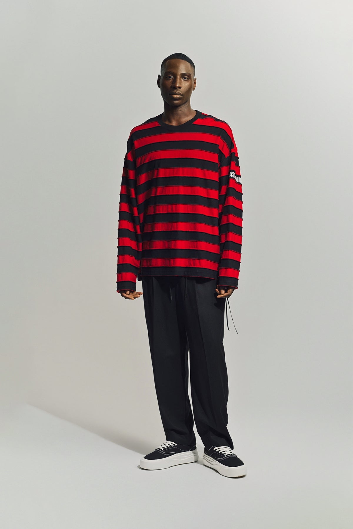 MASTERMIND | STRIPED LONG SLEEVE T-SHIRT