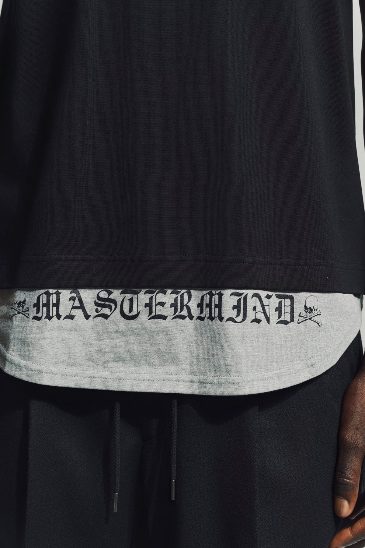 MASTERMIND | DOUBLE LAYER LOGO T-SHIRT