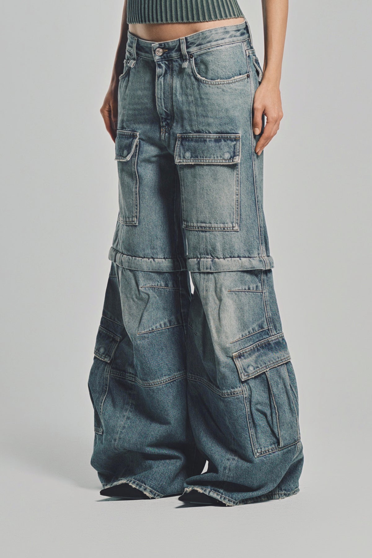 BALENCIAGA | UNISEX FLARED CARGO JEANS