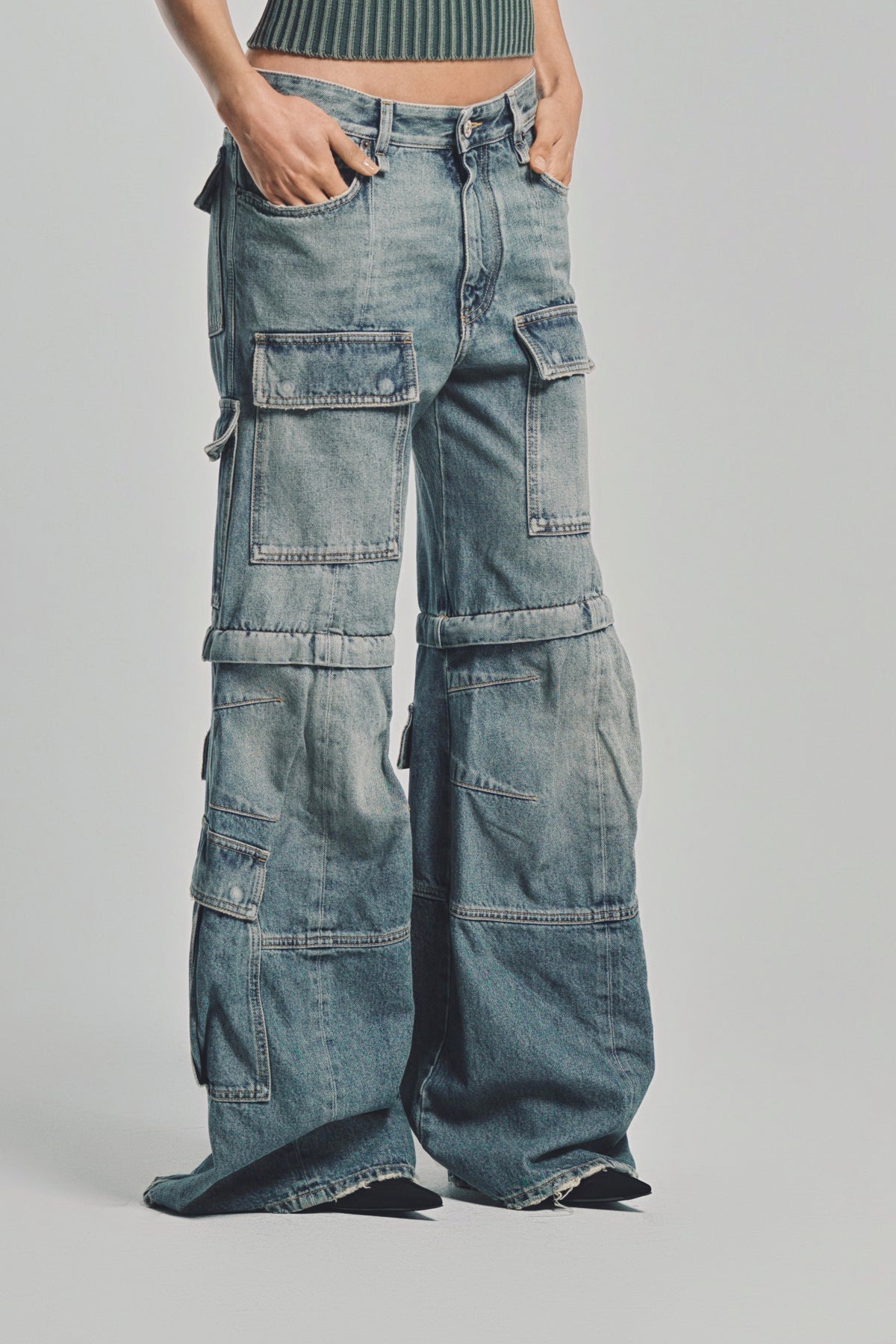 BALENCIAGA | UNISEX FLARED CARGO JEANS
