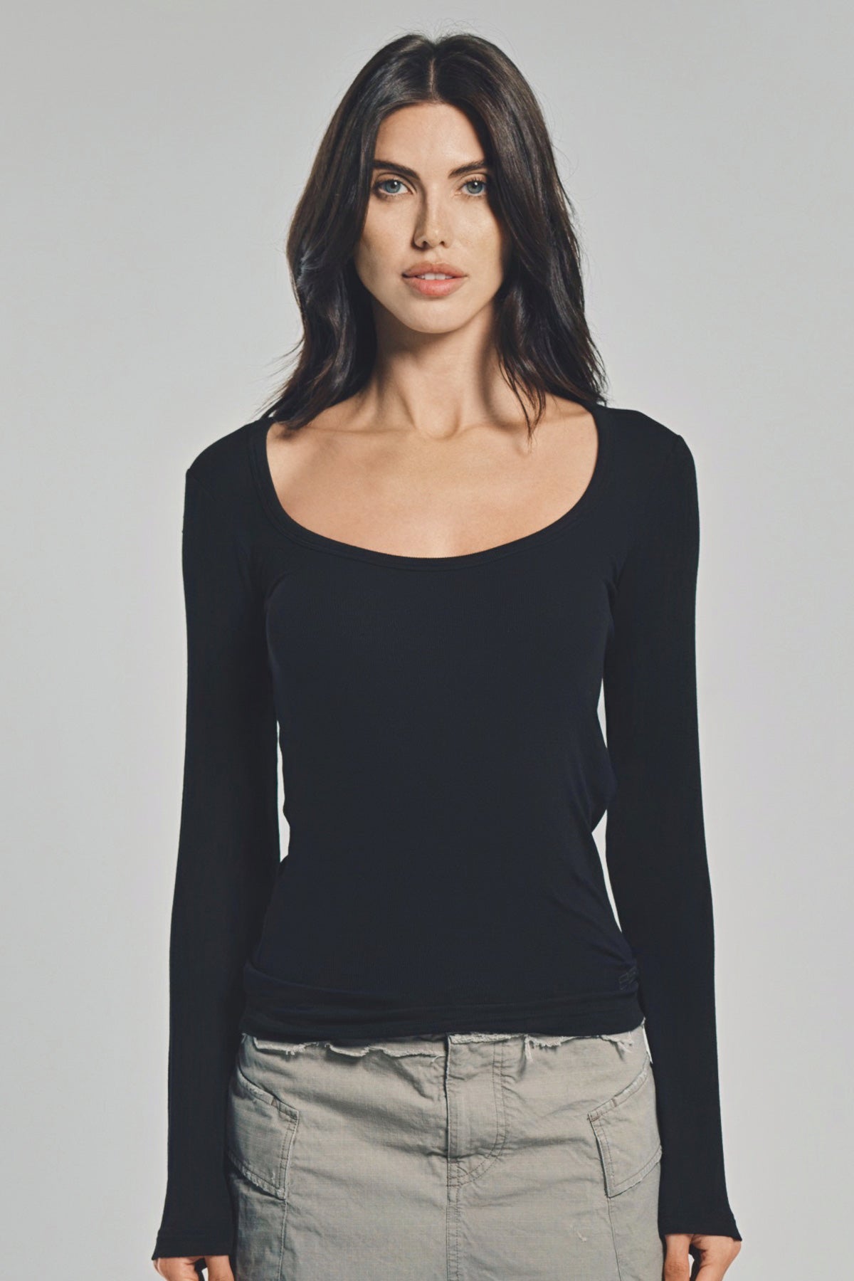 BALENCIAGA | LONG SLEEVE GARDEROBE DÉCOLLETÉ TOP