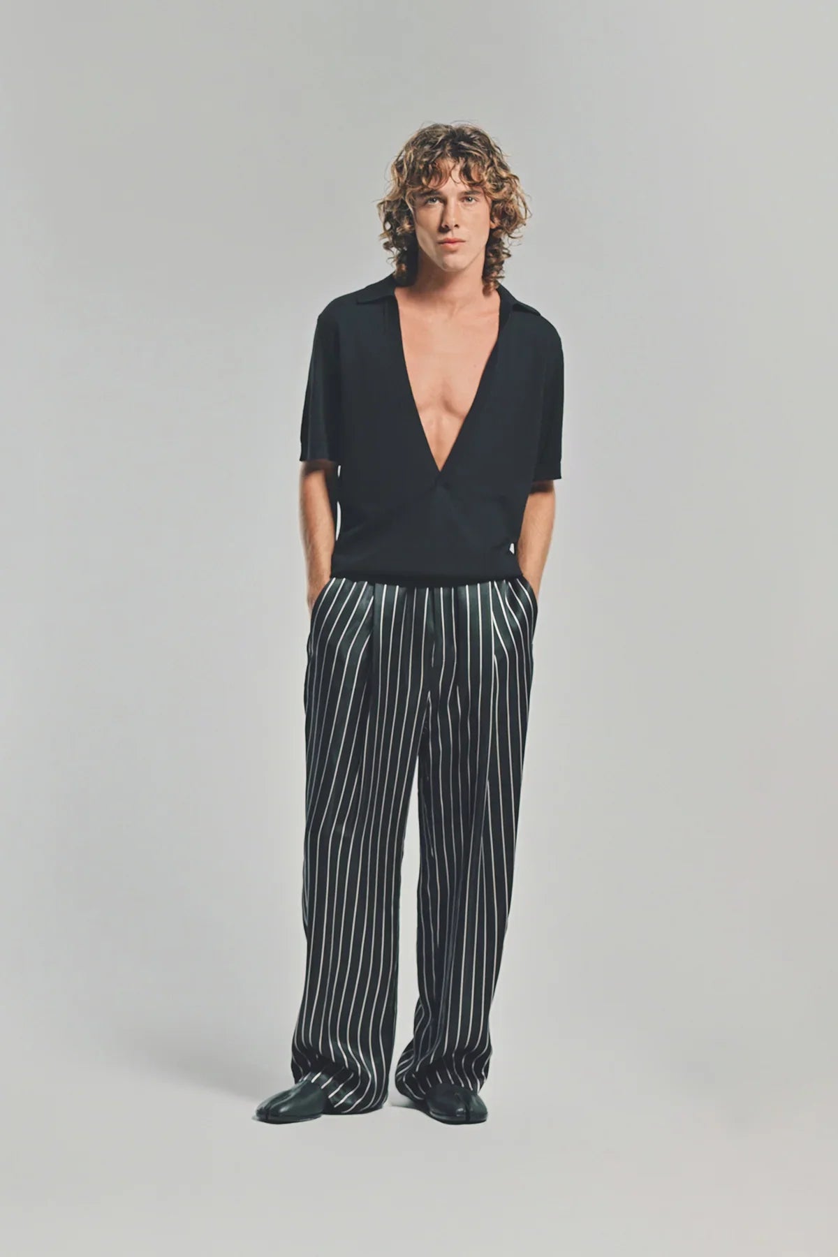 LOUIS GABRIEL NOUCHI | DEEP V POLO