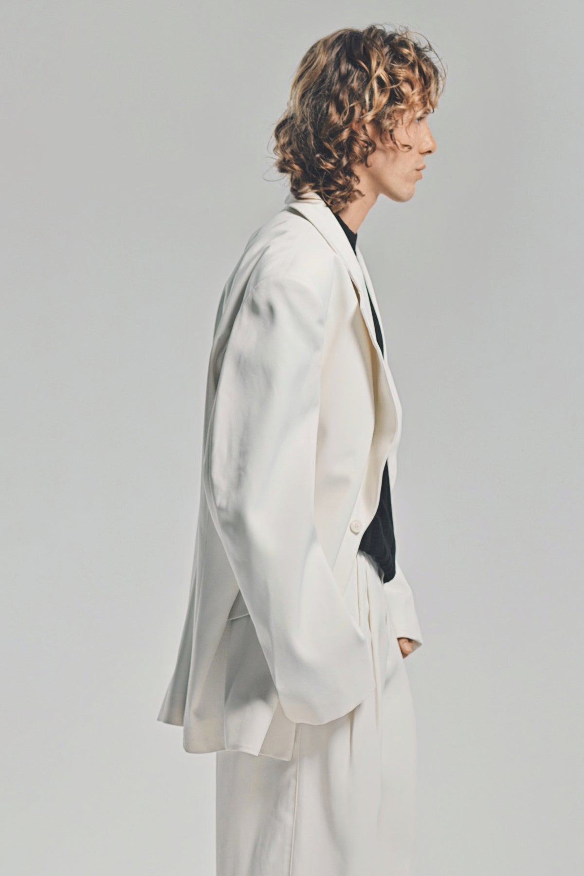 LOUIS GABRIEL NOUCHI | OVERSIZED BLAZER