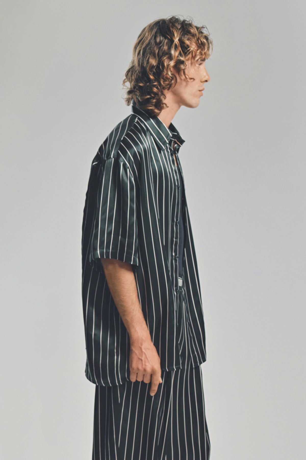 LOUIS GABRIEL NOUCHI | STRIPED SHORT SLEEVE SHIRT