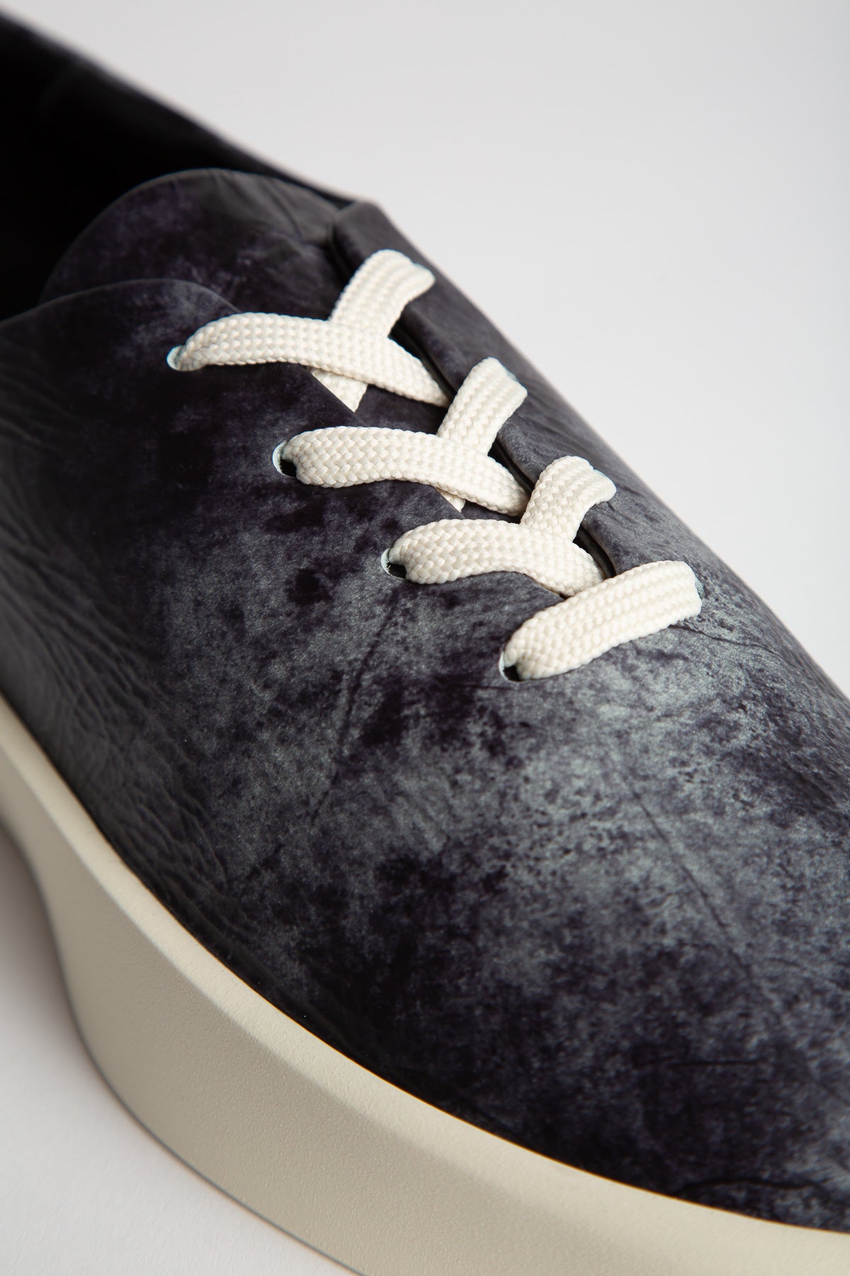 FEAR OF GOD | 101 SNEAKERS