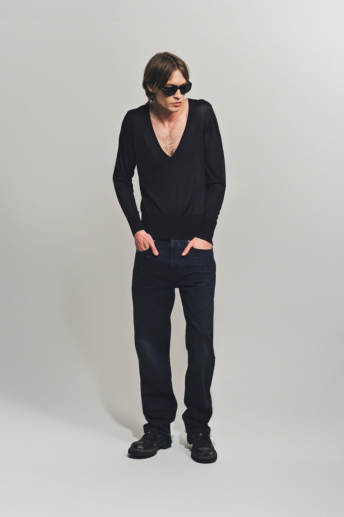 SAPIO | NO. 21 V-STRIPE SWEATER - MAXFIELD LA