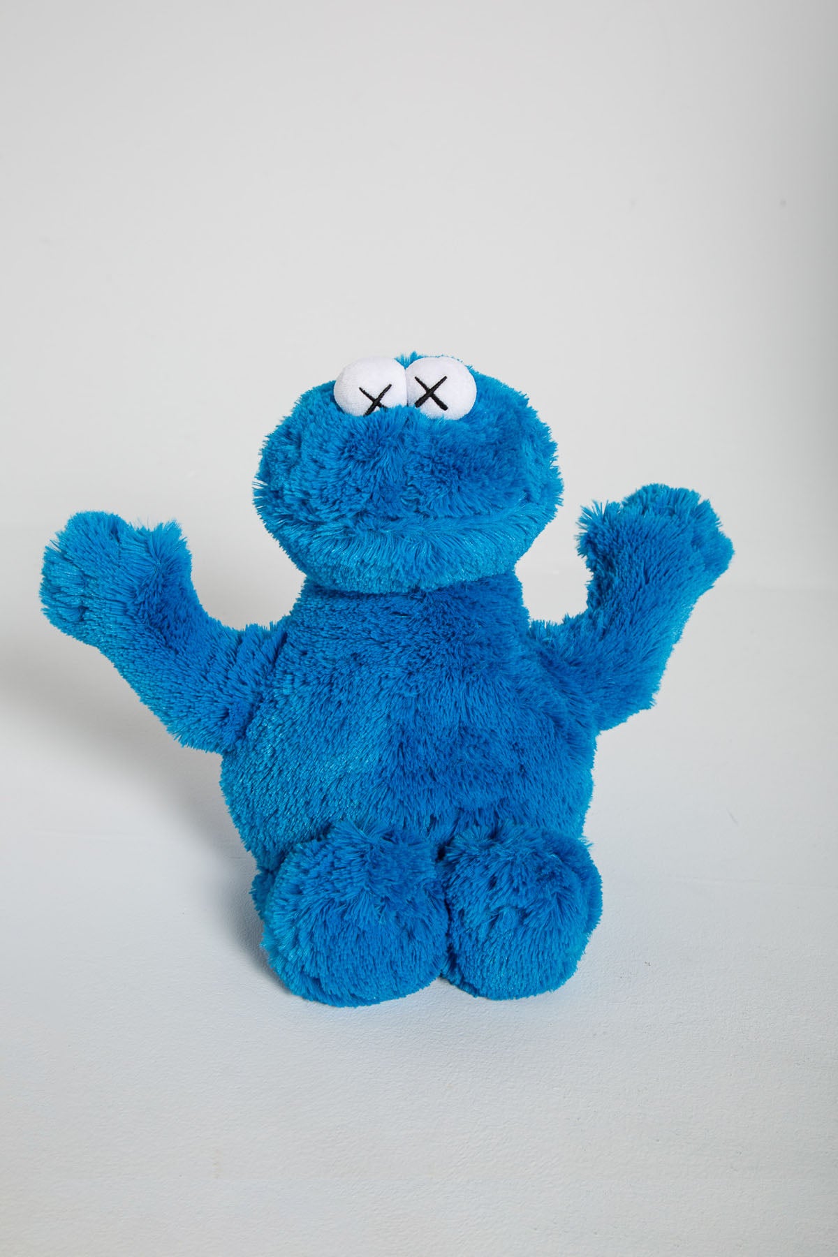 KAWS X SESAME STREET | SET OF 5 SESAME STREET PLUSH TOYS, 2018 - MAXFIELD LA