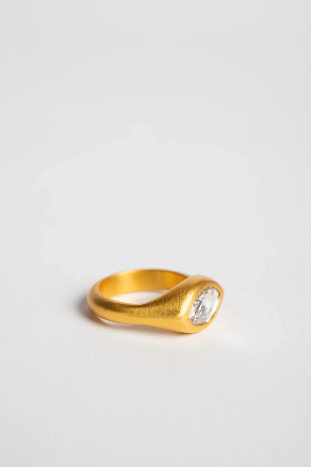 ELI HALILI | YELLOW GOLD & MARQUIS DIAMOND RING