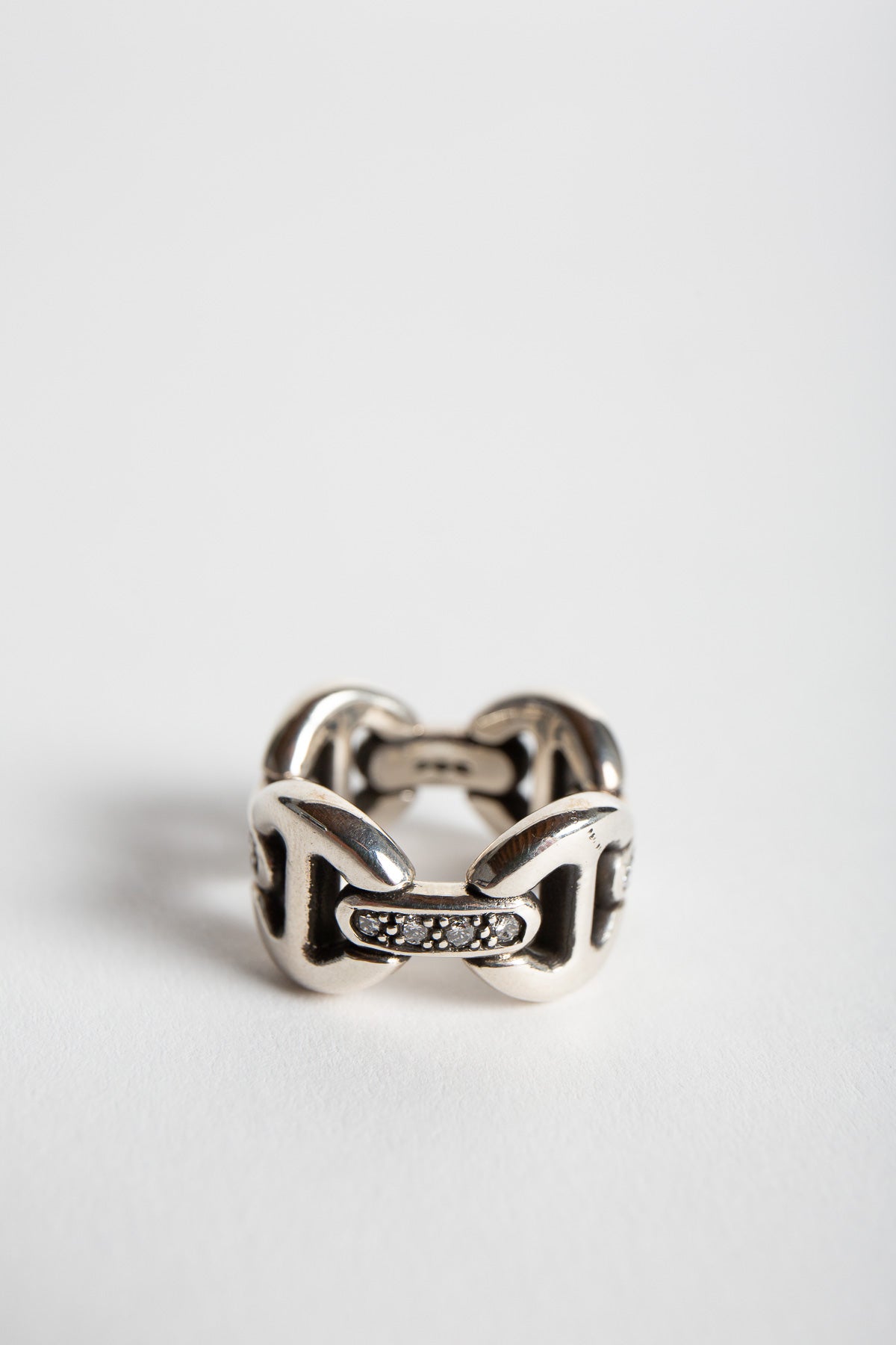 HOORSENBUHS | QUAD LINK WITH DIAMOND BRIDGES RING
