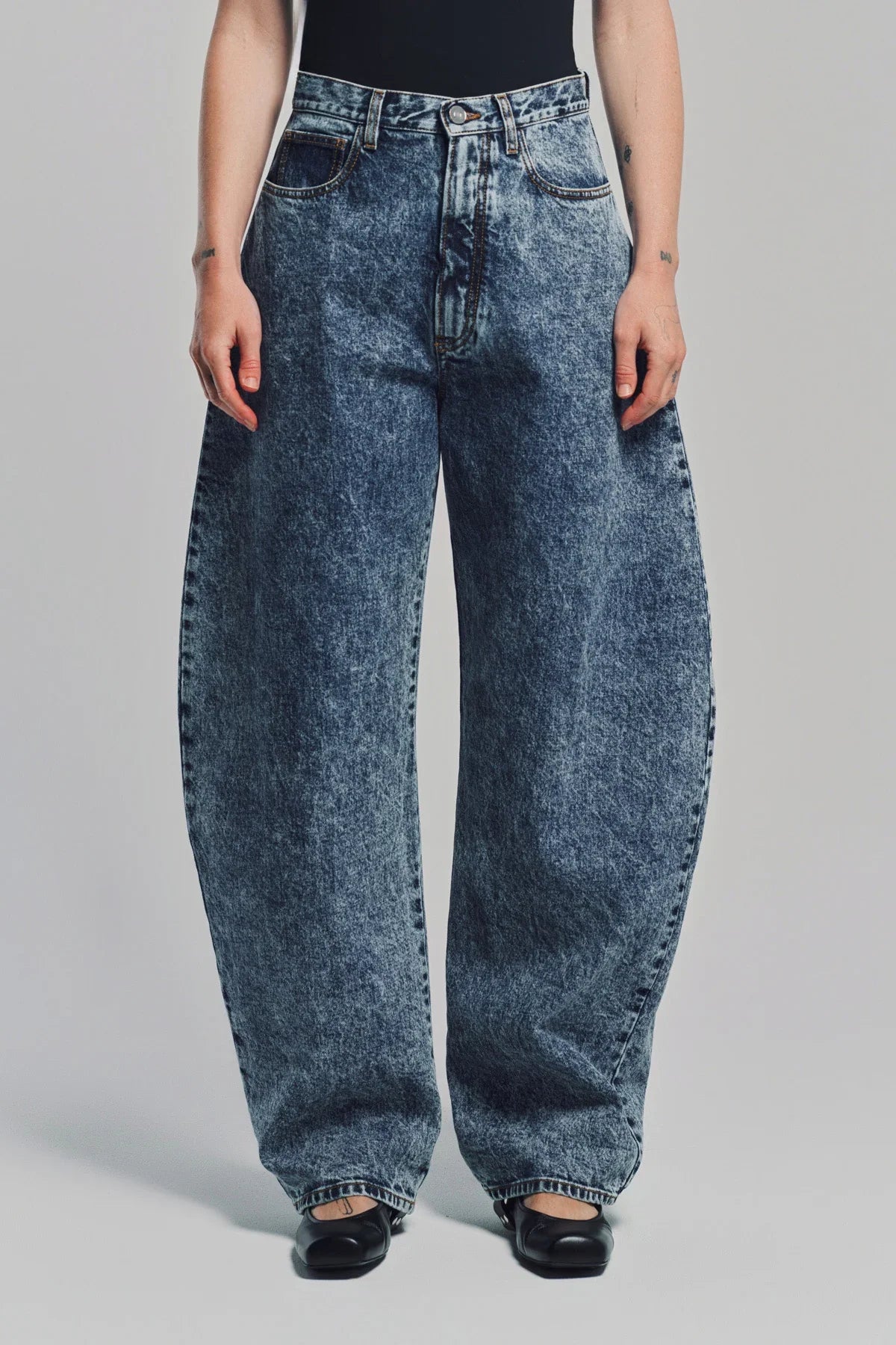 ALAÏA | HIGH WAISTED ROUND JEANS