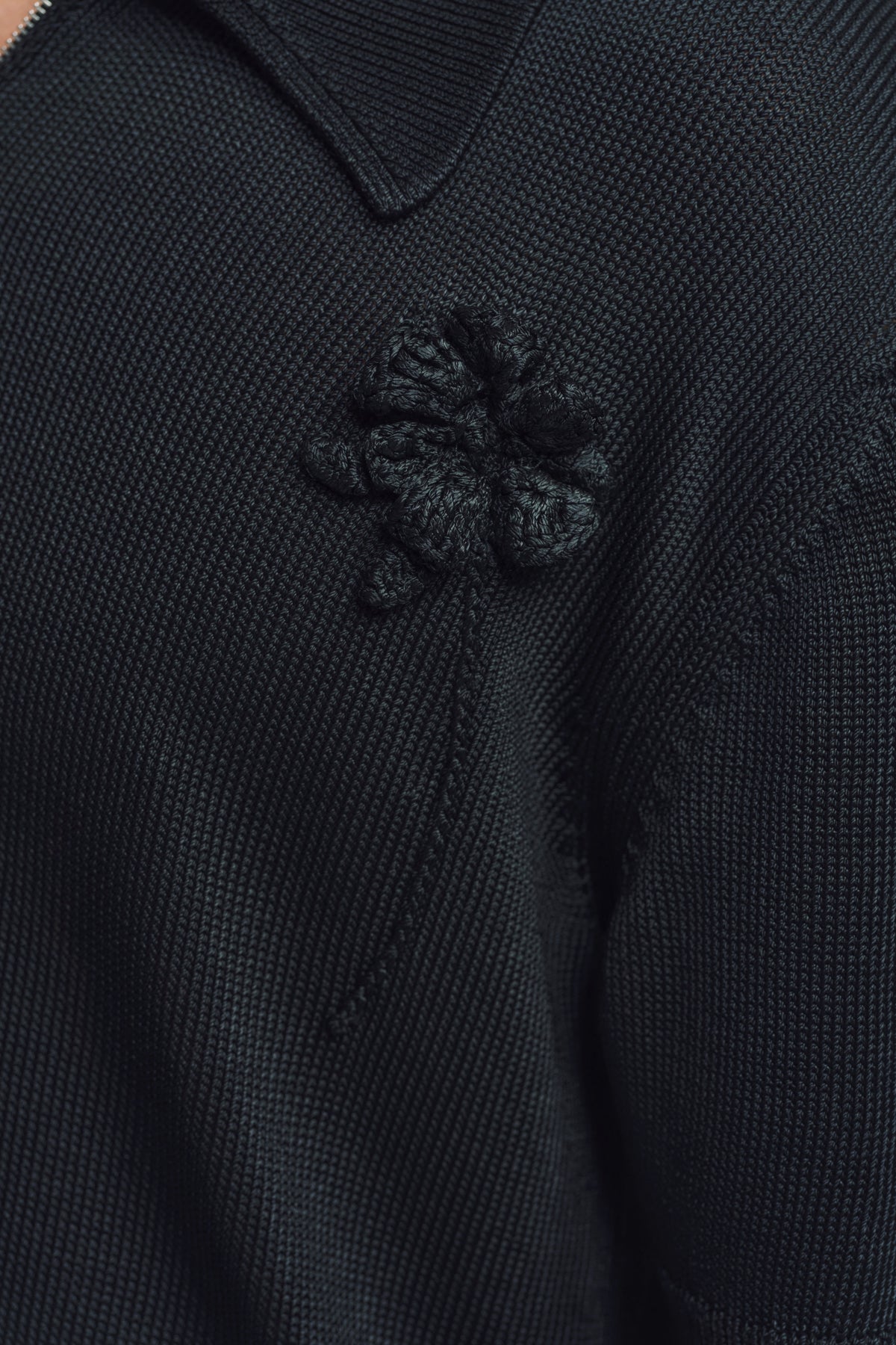 JIL SANDER | CROCHET FLOWER POLO