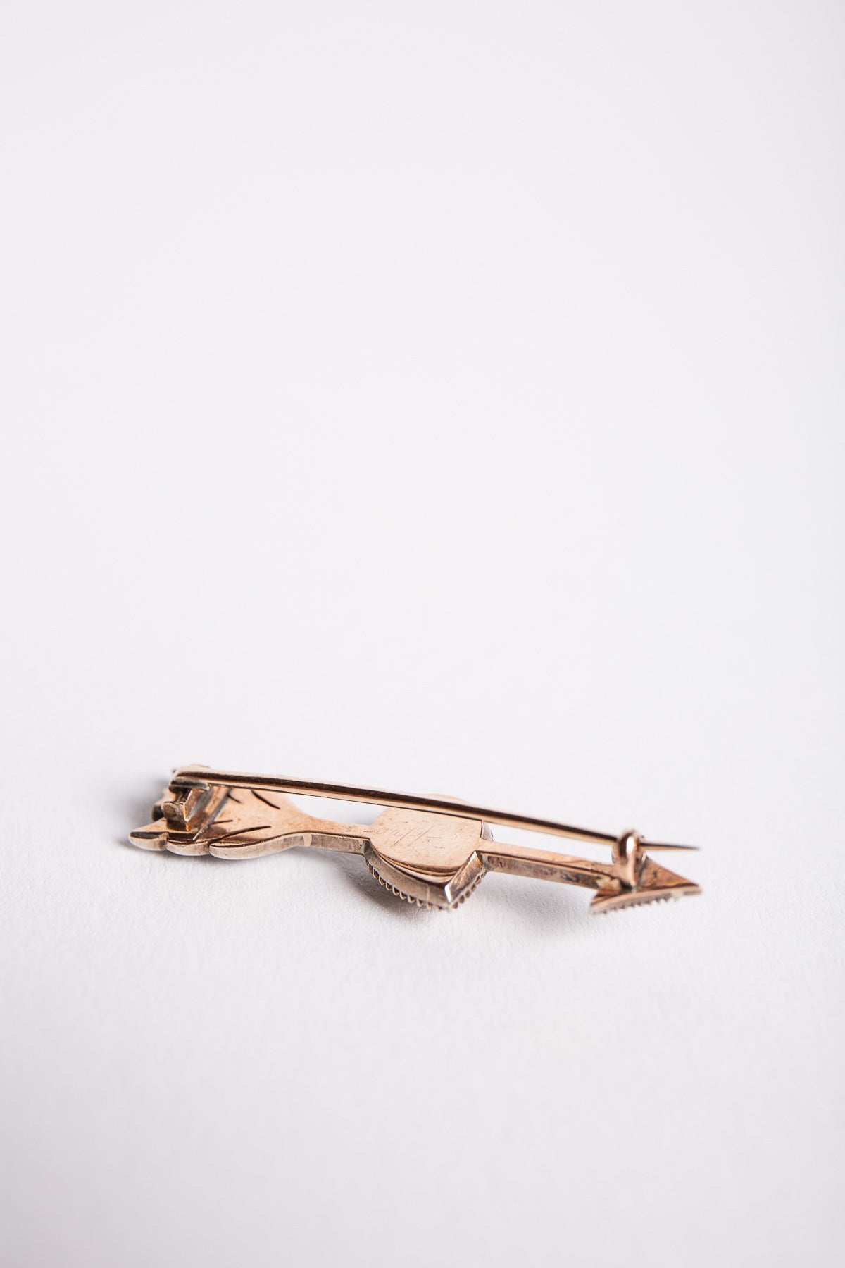 MAXFIELD PRIVATE COLLECTION | VINTAGE VICTORIAN ARROW BROOCH WITH DIAMONDS & A BURMESE RUBY