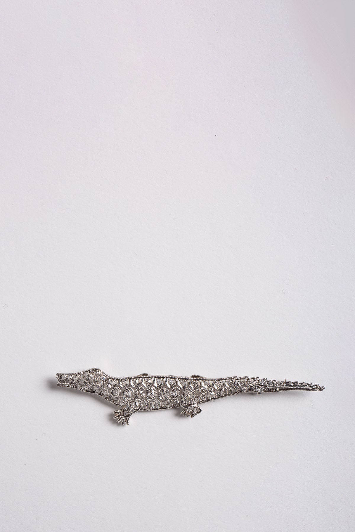 MAXFIELD PRIVATE COLLECTION | VINTAGE ART DECO ALLIGATOR BROOCH