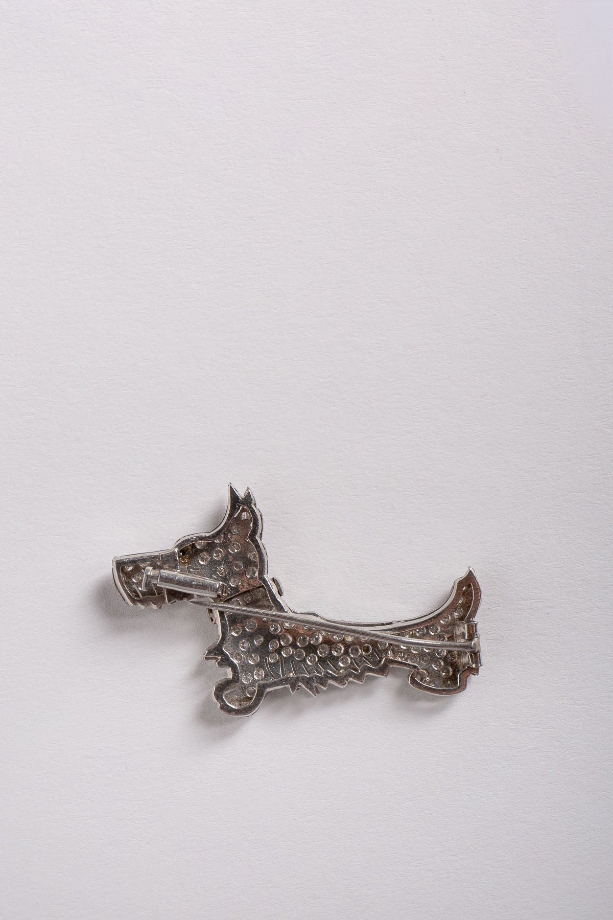MAXFIELD PRIVATE COLLECTION | VINTAGE ART DECO TERRIER BROOCH