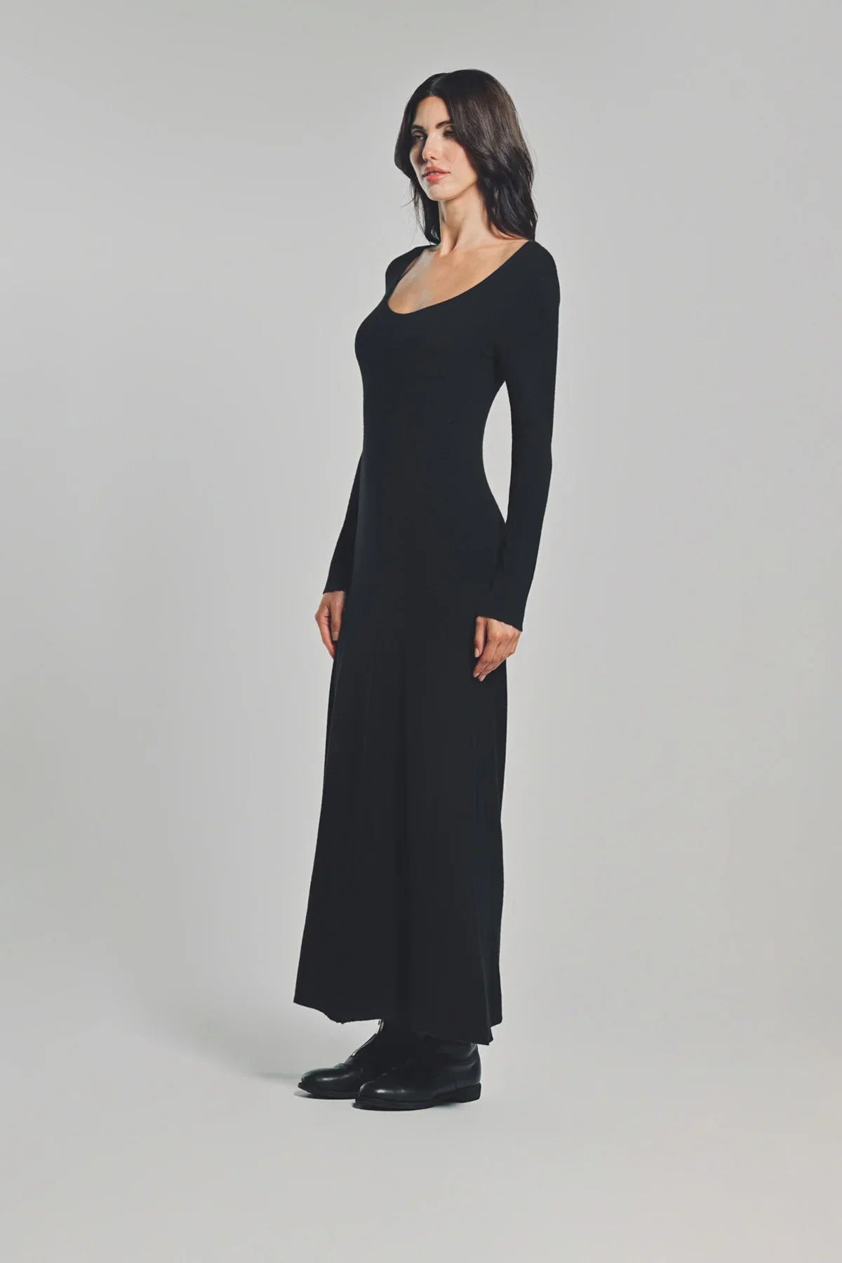 LARS ANDERSSON | SCOOPNECK LONG SLEEVE FLARE DRESS