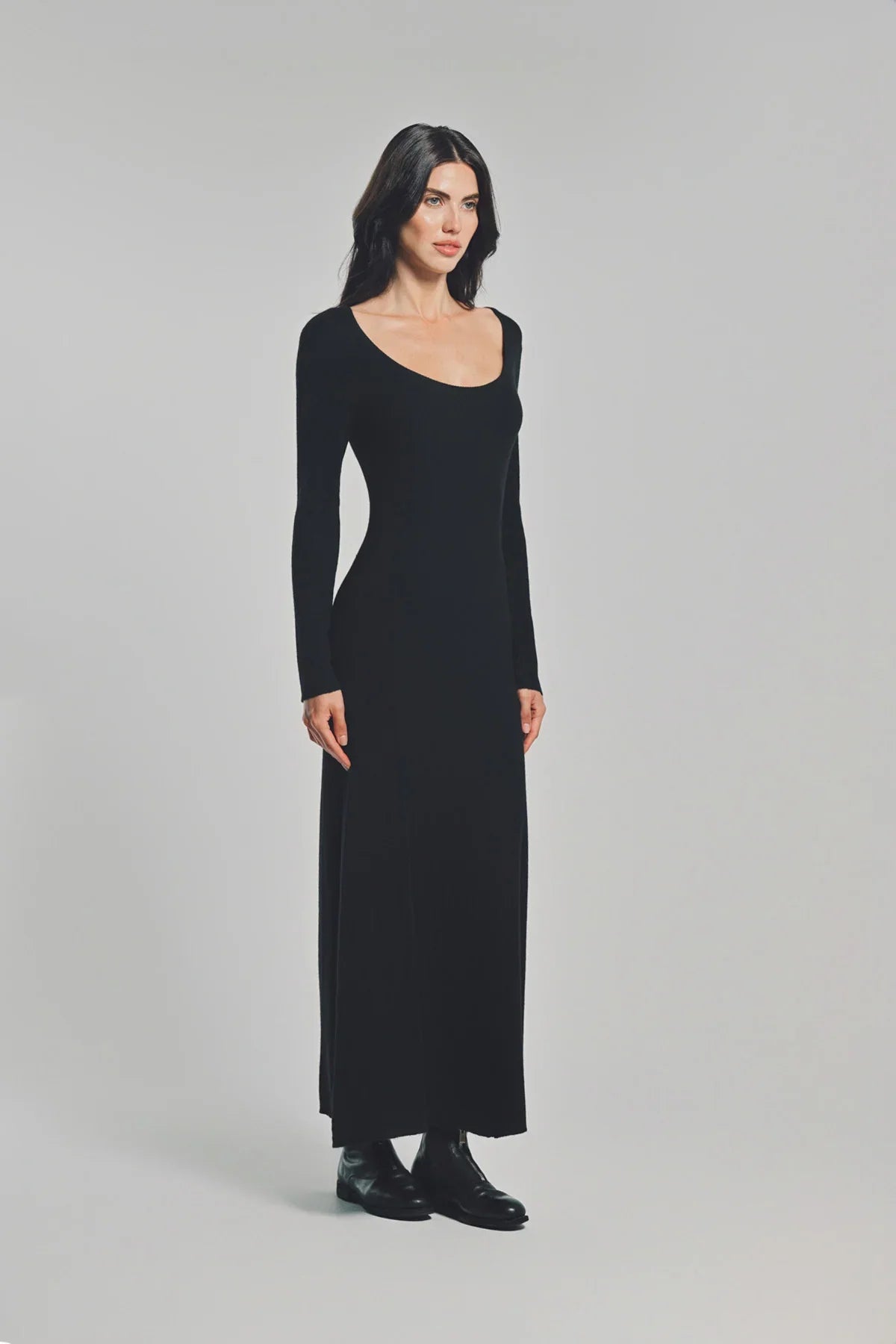 LARS ANDERSSON | SCOOPNECK LONG SLEEVE FLARE DRESS