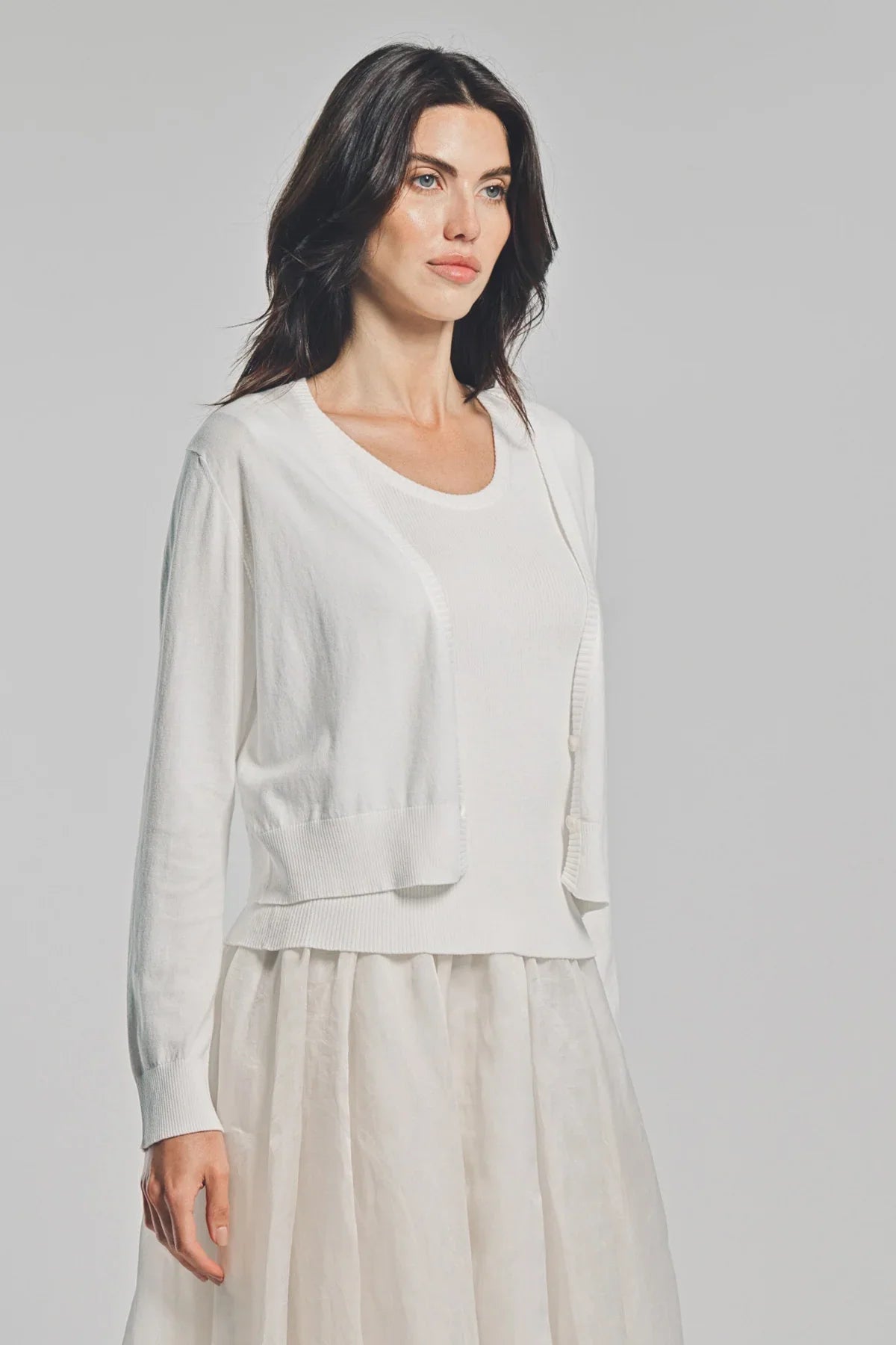 LARS ANDERSSON | DEEP V-NECK CARDIGAN