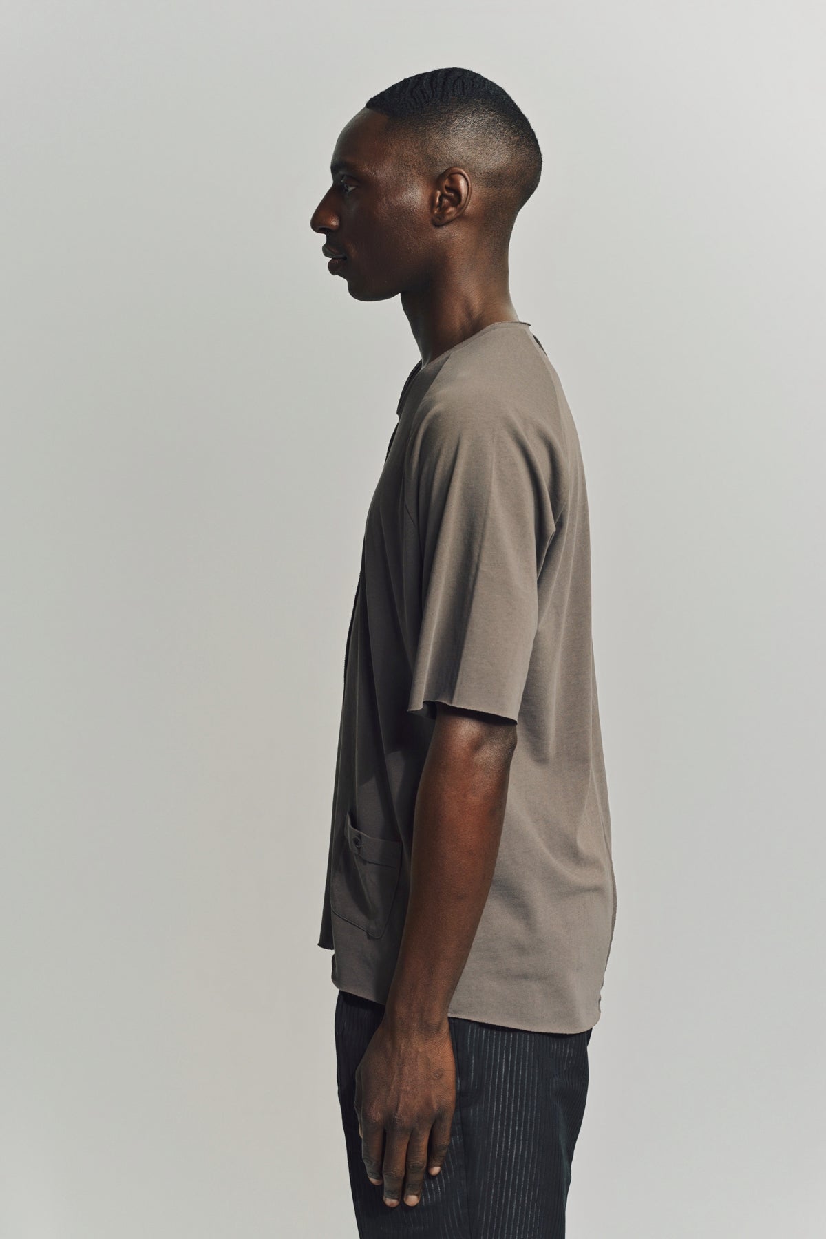 INDIVIDUAL SENTIMENTS | ONE POCKET SHORT SLEEVE T-SHIRT