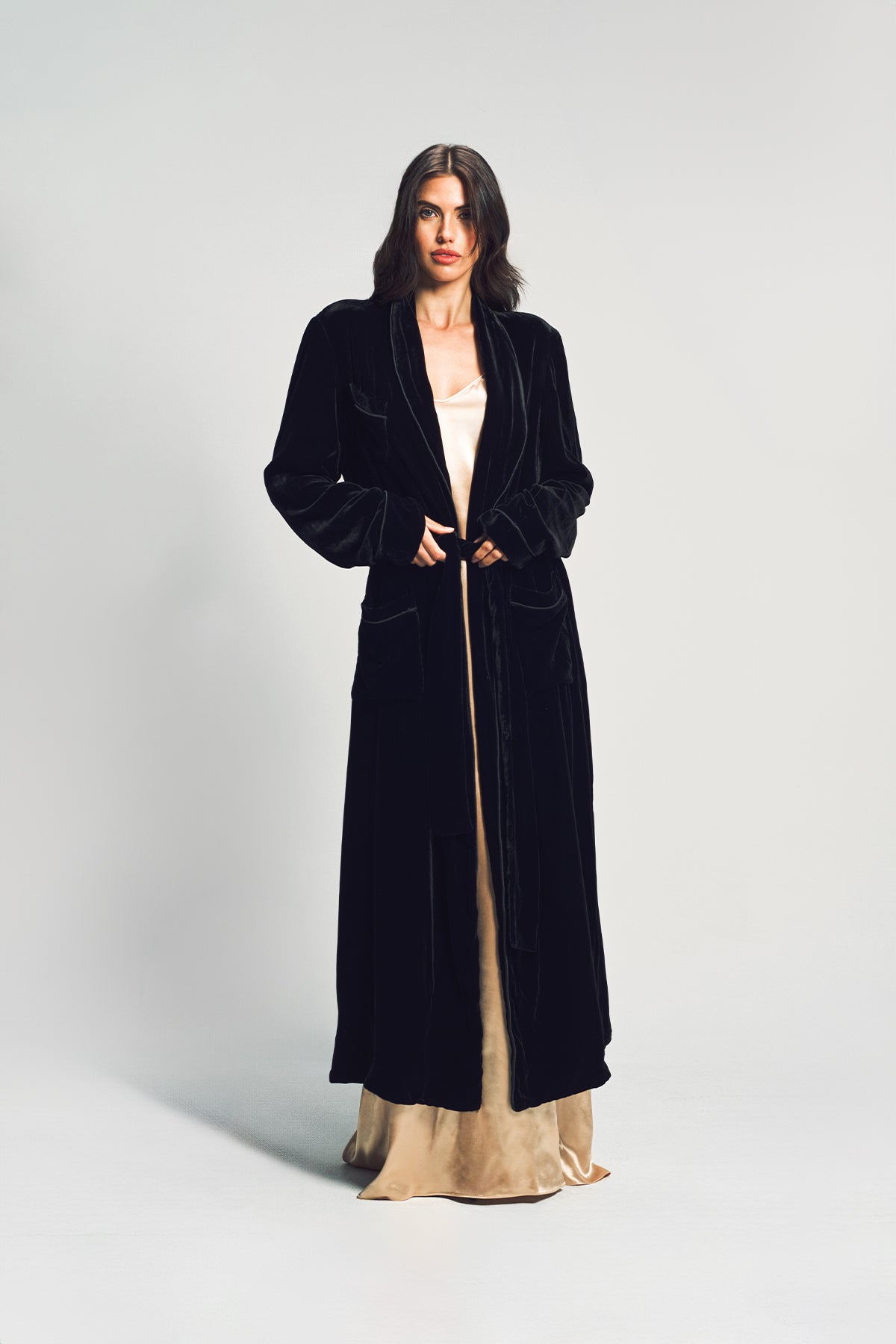 SUSAN BECKER | WOMEN'S BLACK SILK & VELVET BAMBERG ROBE