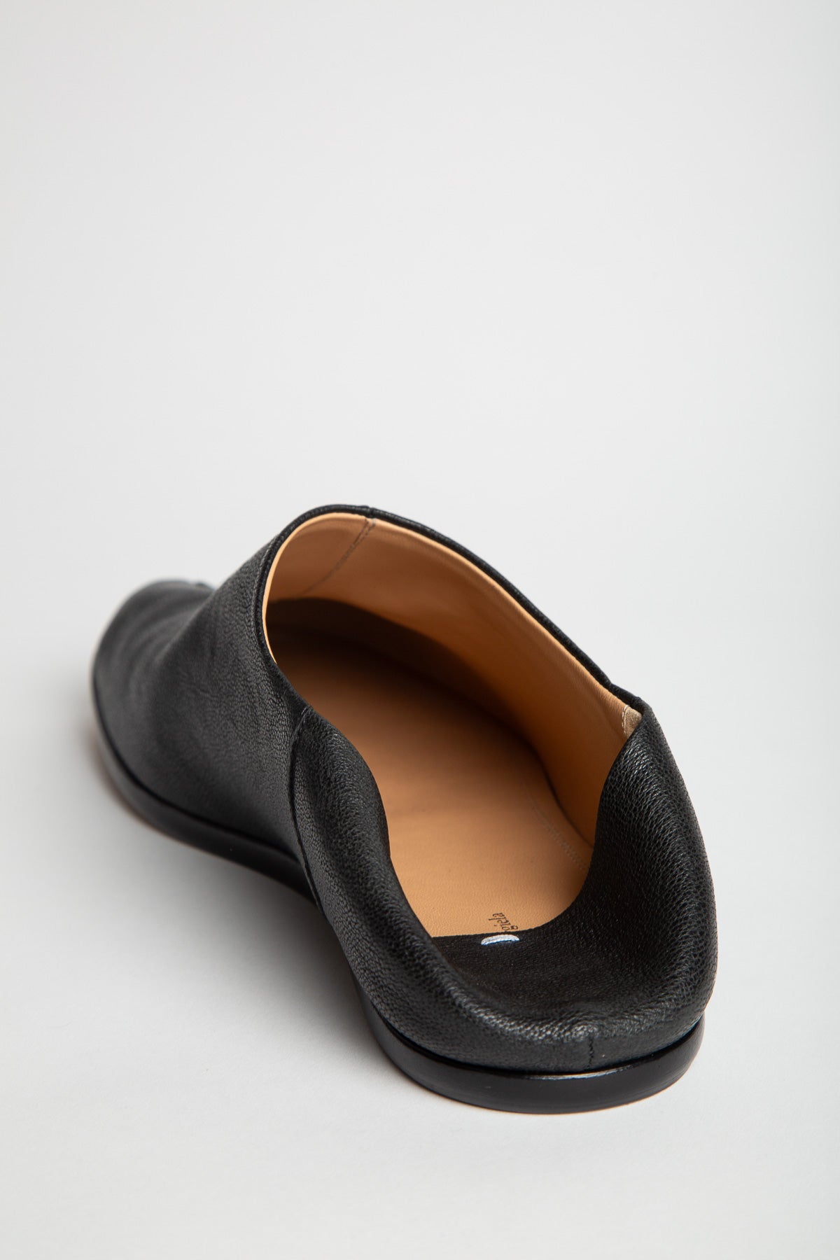 MAISON MARGIELA | TABI BABOUCHES - MAXFIELD LA
