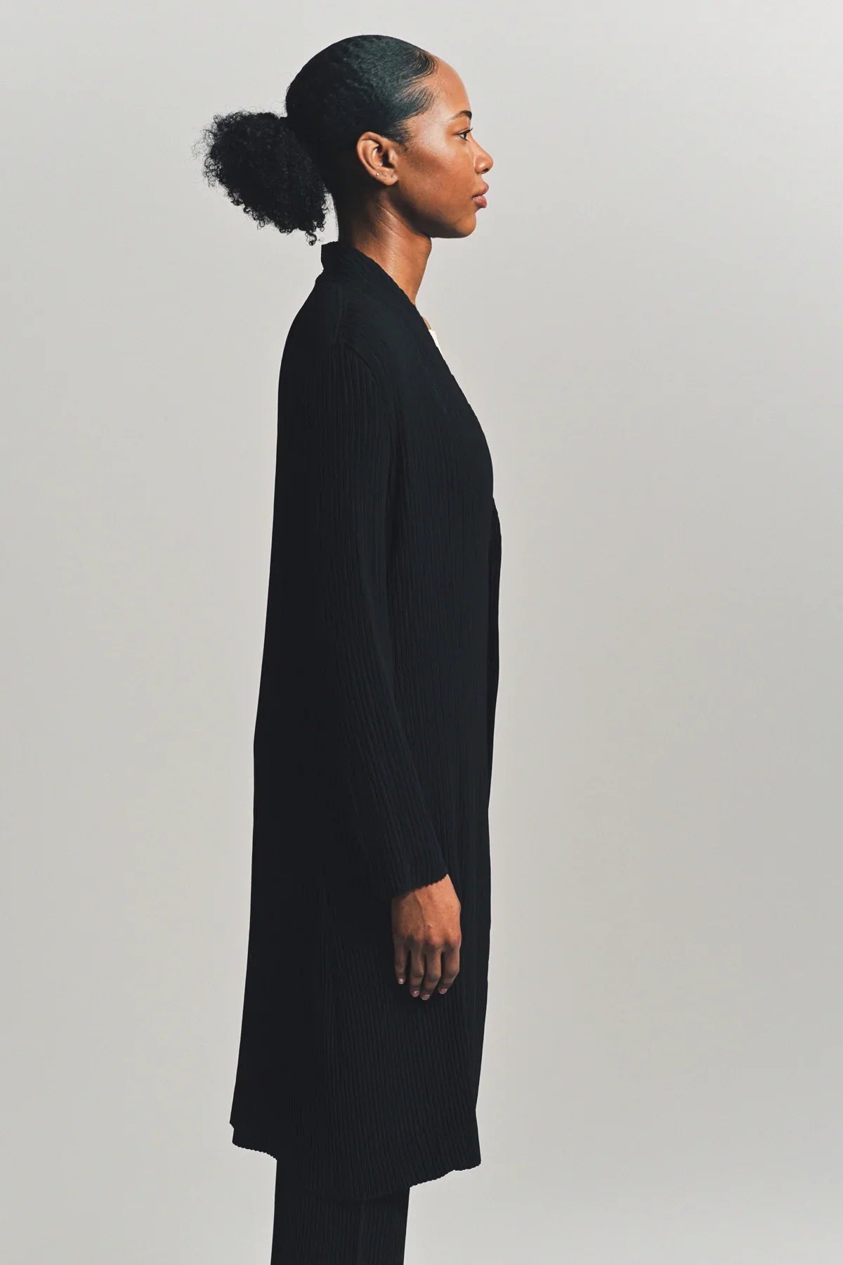 ISSEY MIYAKE | HATCHING PLEATED COAT