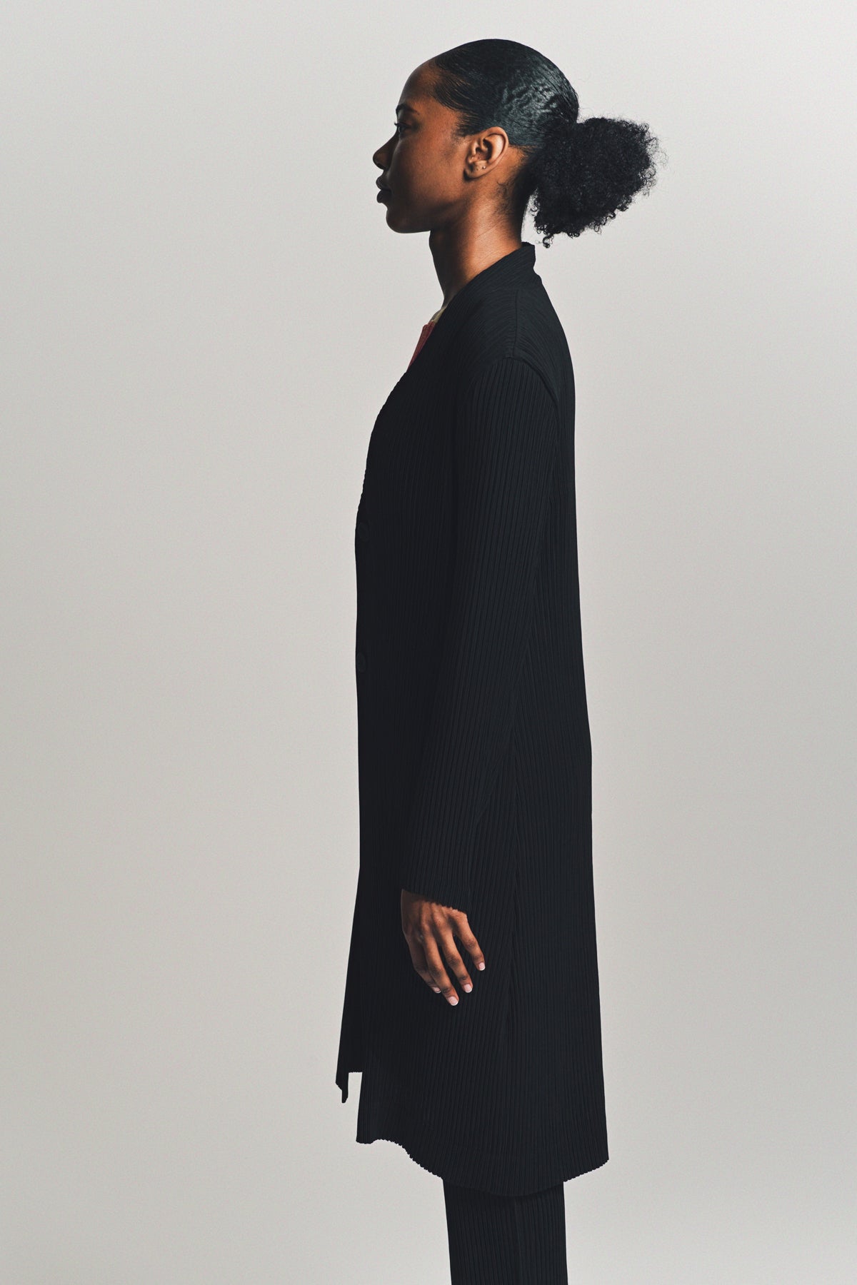 ISSEY MIYAKE | HATCHING PLEATED COAT