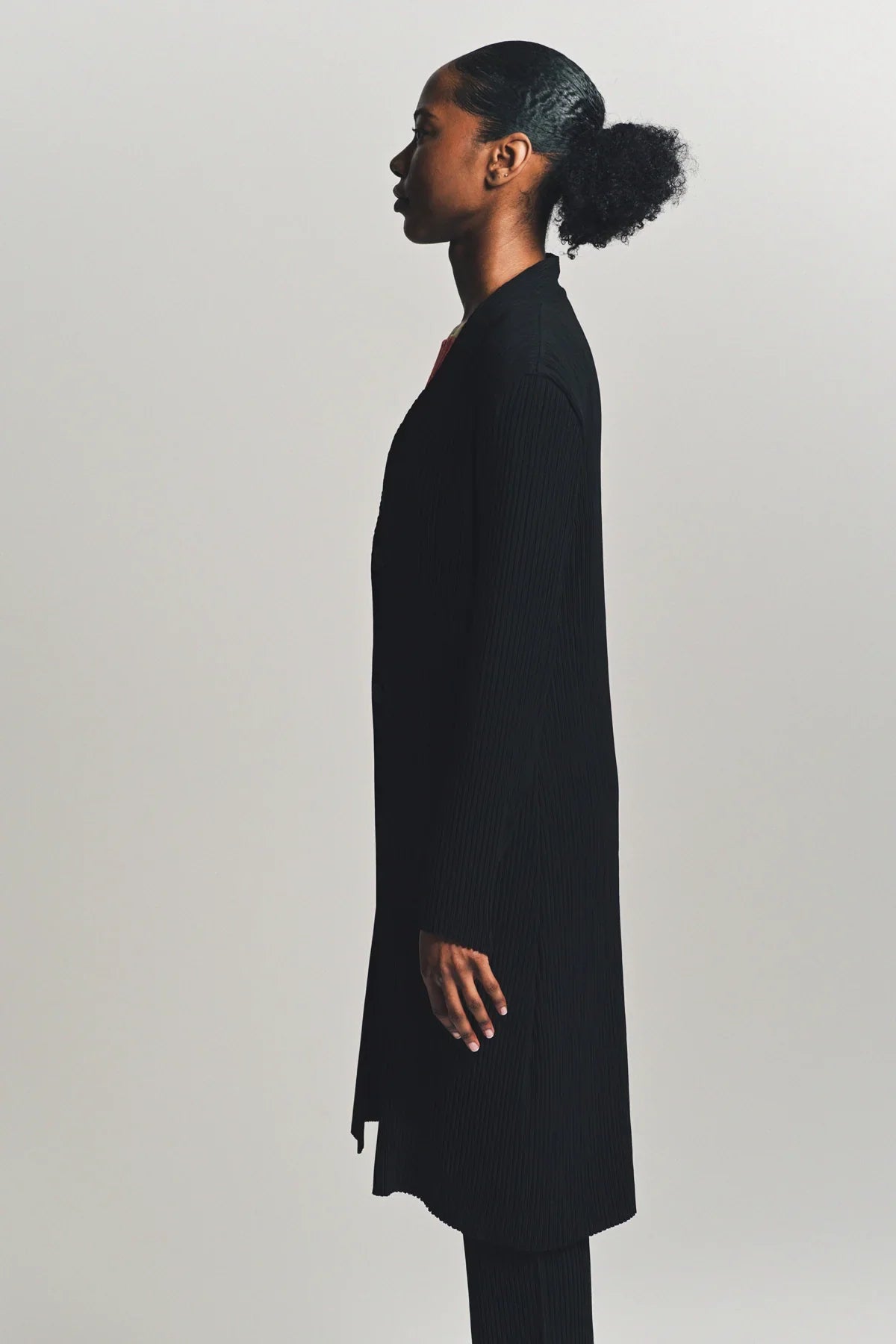ISSEY MIYAKE | HATCHING PLEATED COAT