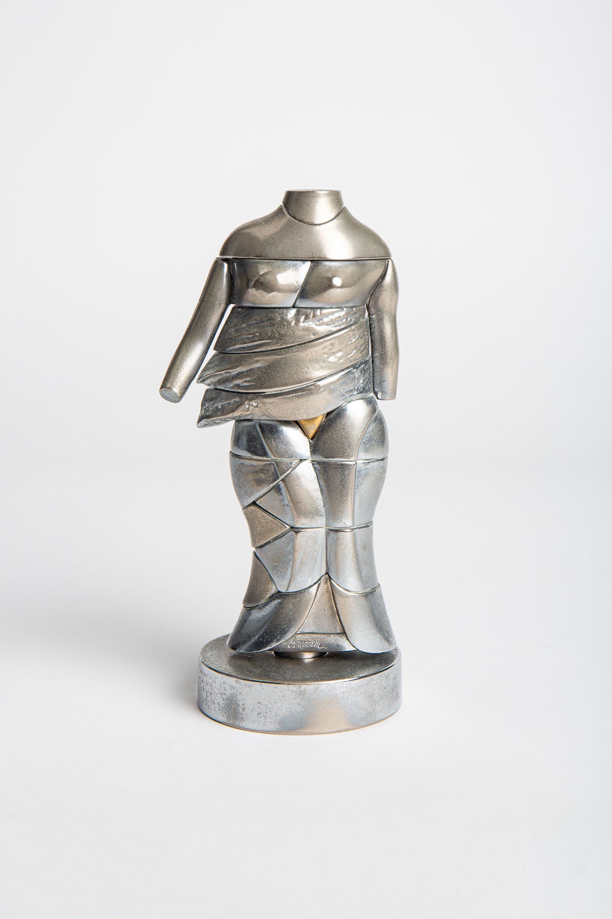 MAXFIELD PRIVATE COLLECTION | 1968 MINI CARIATIDE STATUE