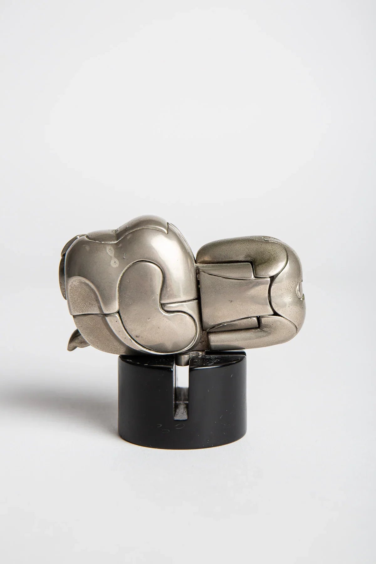 MAXFIELD PRIVATE COLLECTION | 1968 MINI ZORAIDA STATUE