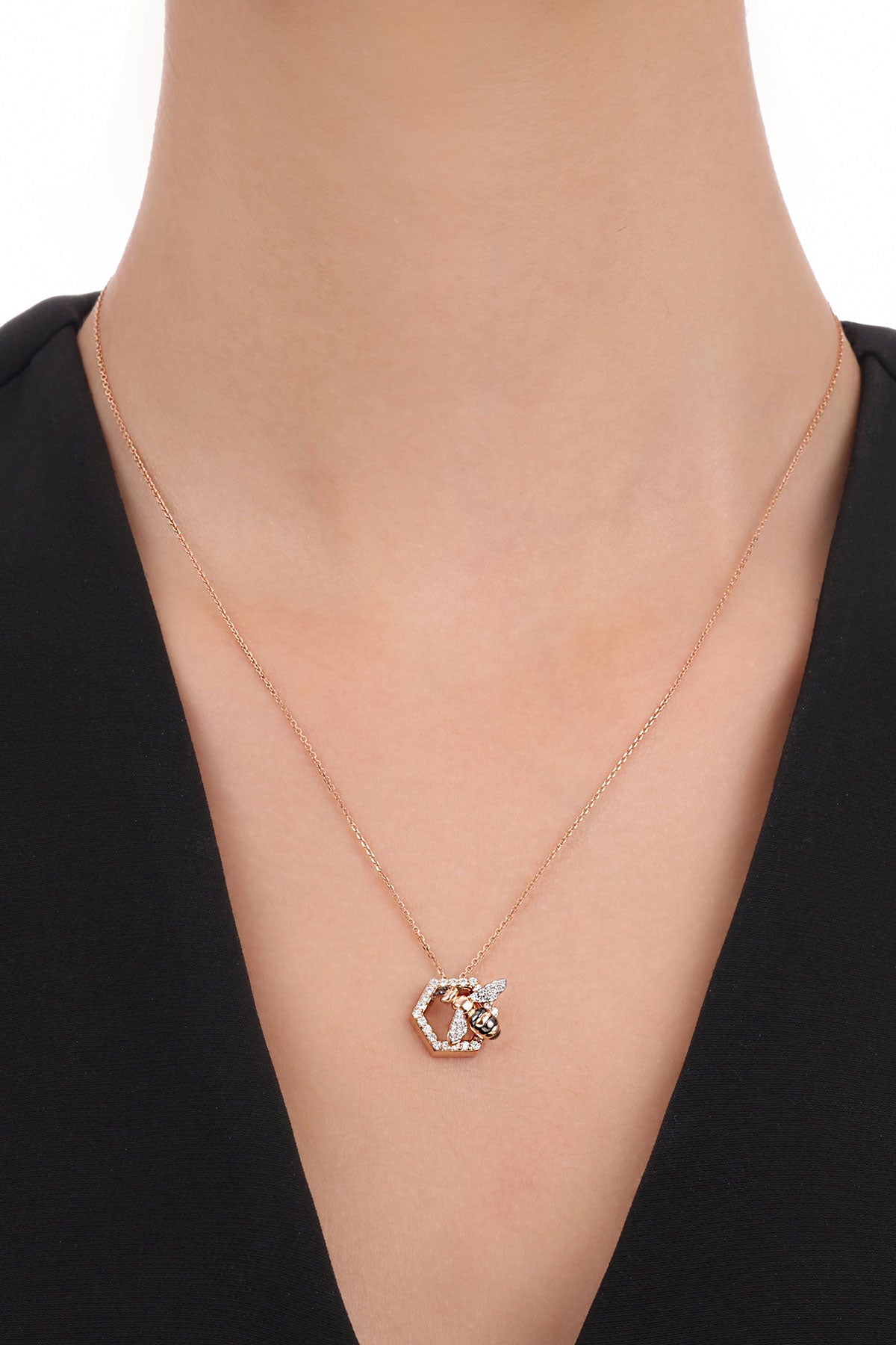 BEE GODDESS | ROSE GOLD QUEEN BEE DIAMOND NECKLACE