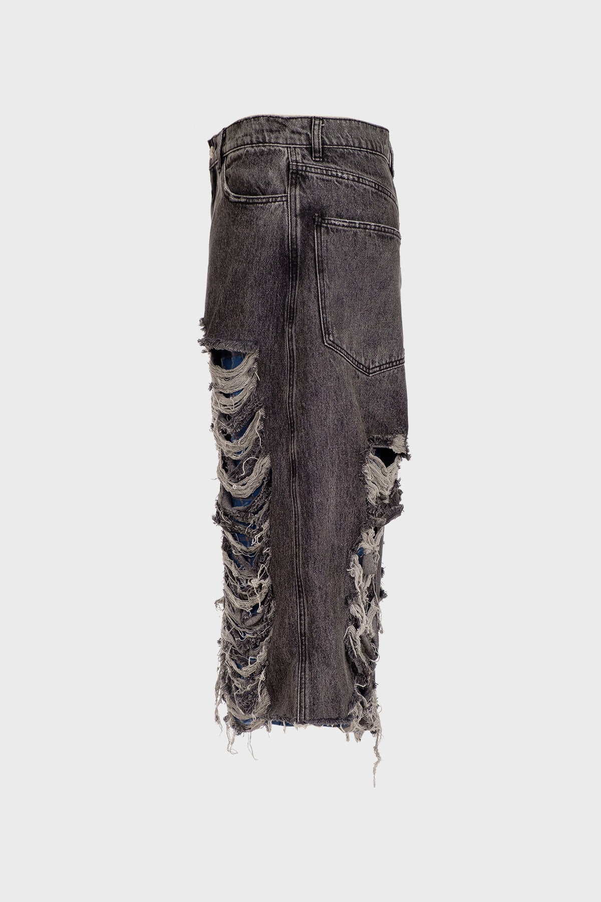 NATASHA ZINKO | DISTRESSED DENIM SHORTS