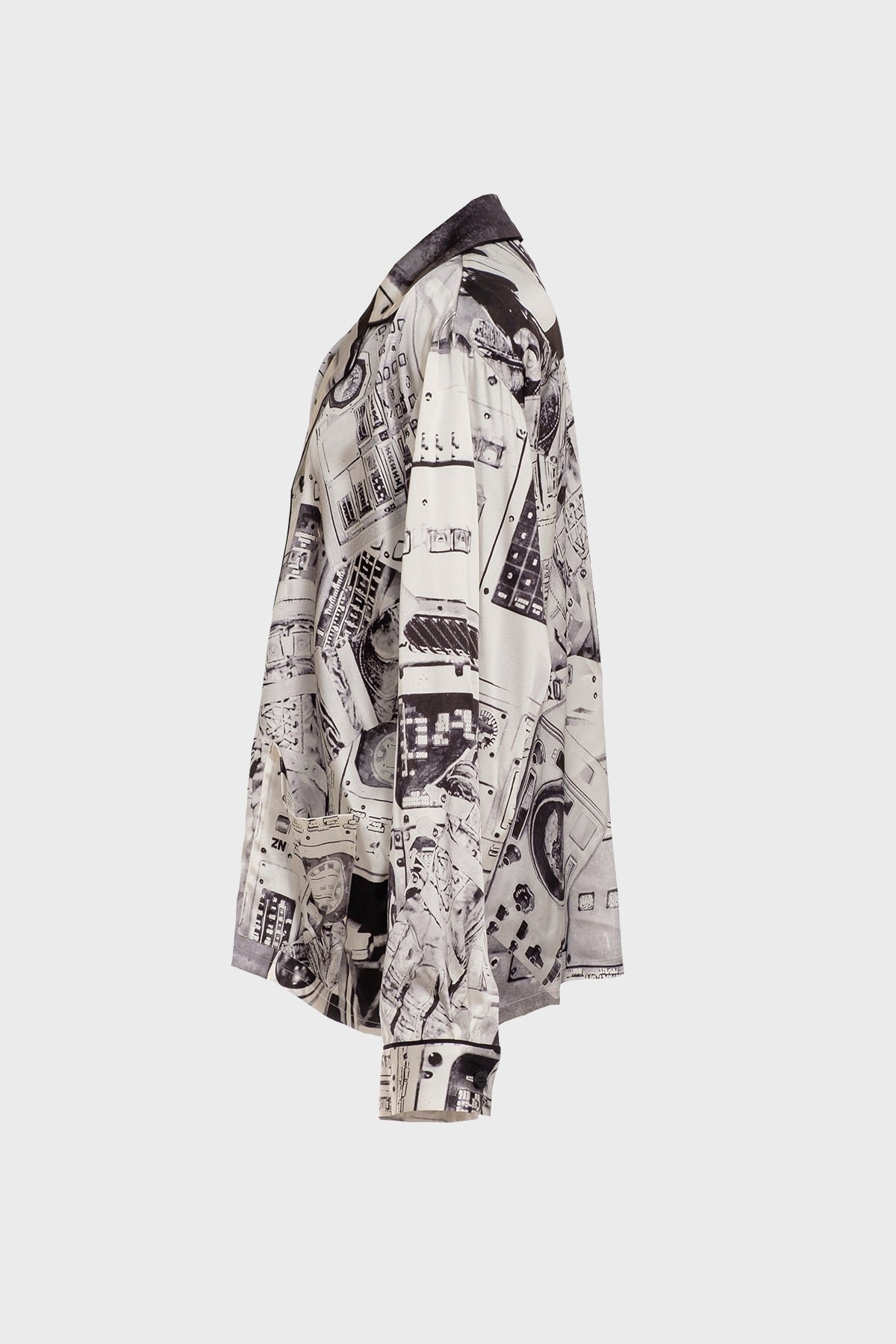 NATASHA ZINKO | SPACESHIP PRINT SHIRT