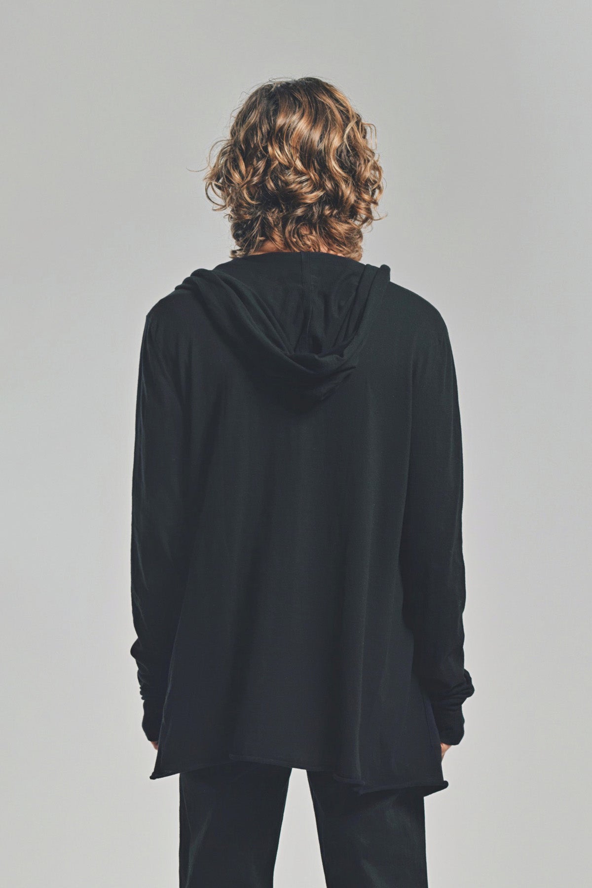 LARS ANDERSSON | HOODED WRAP JACKET