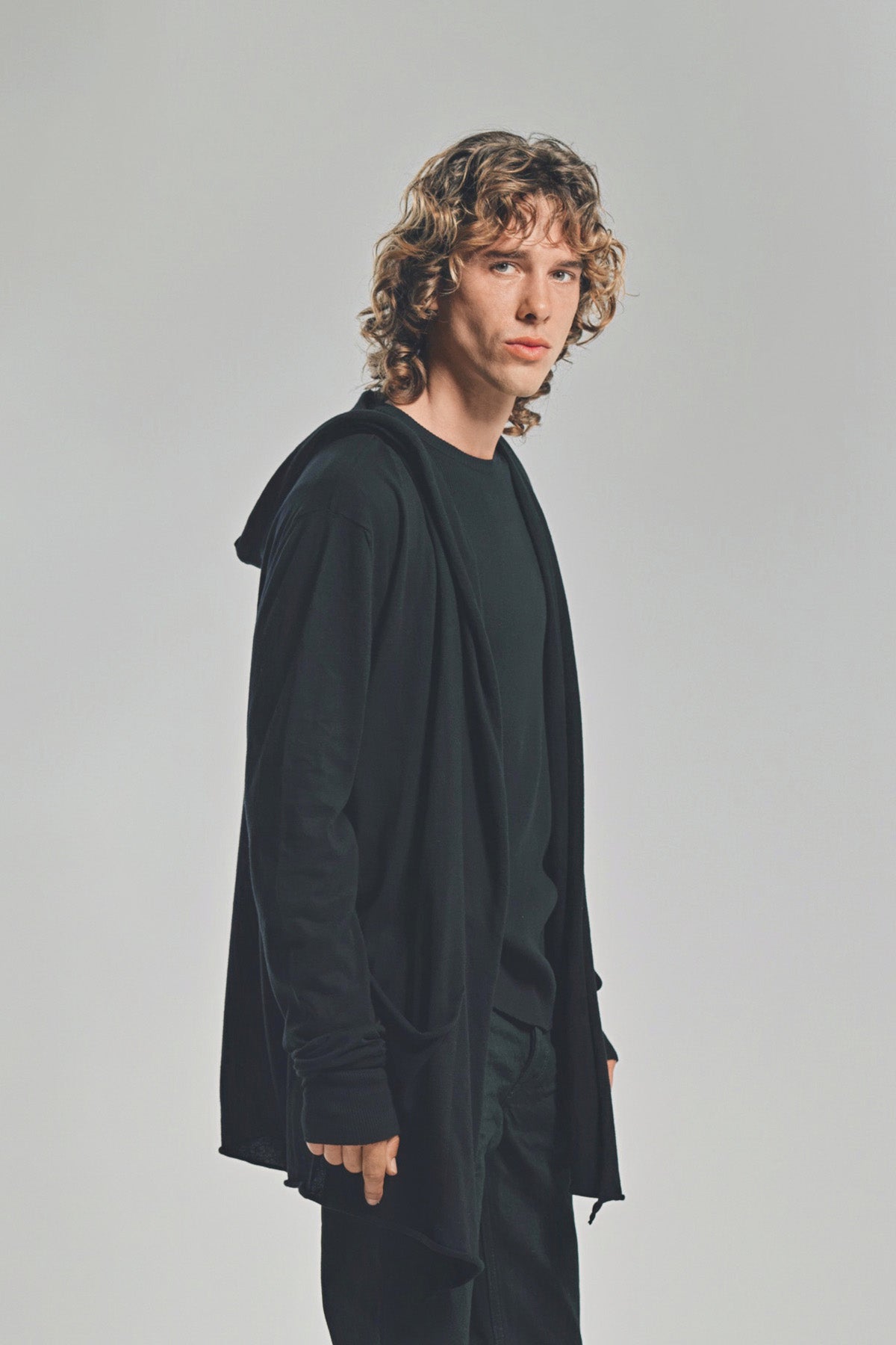 LARS ANDERSSON | HOODED WRAP JACKET