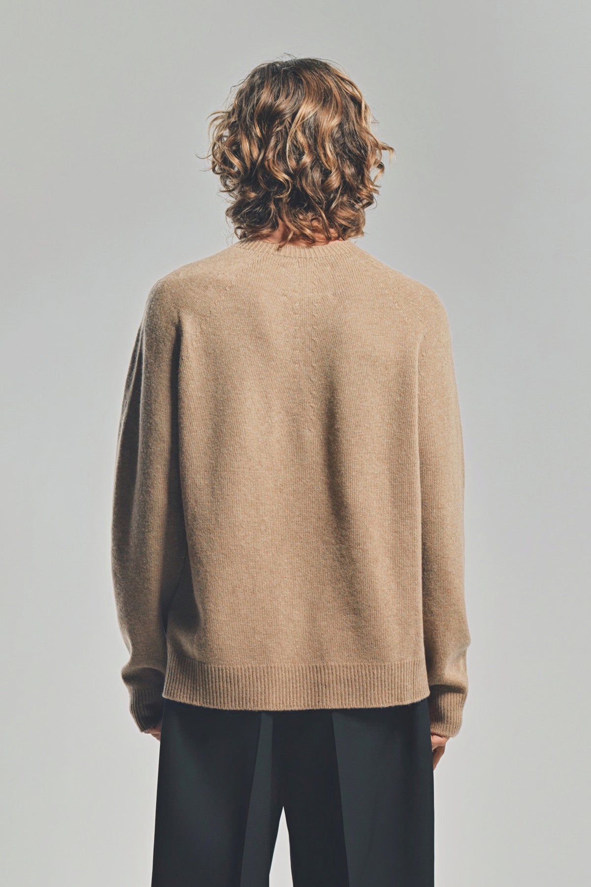 JIL SANDER | SEAMLESS LONG SLEEVE SWEATER