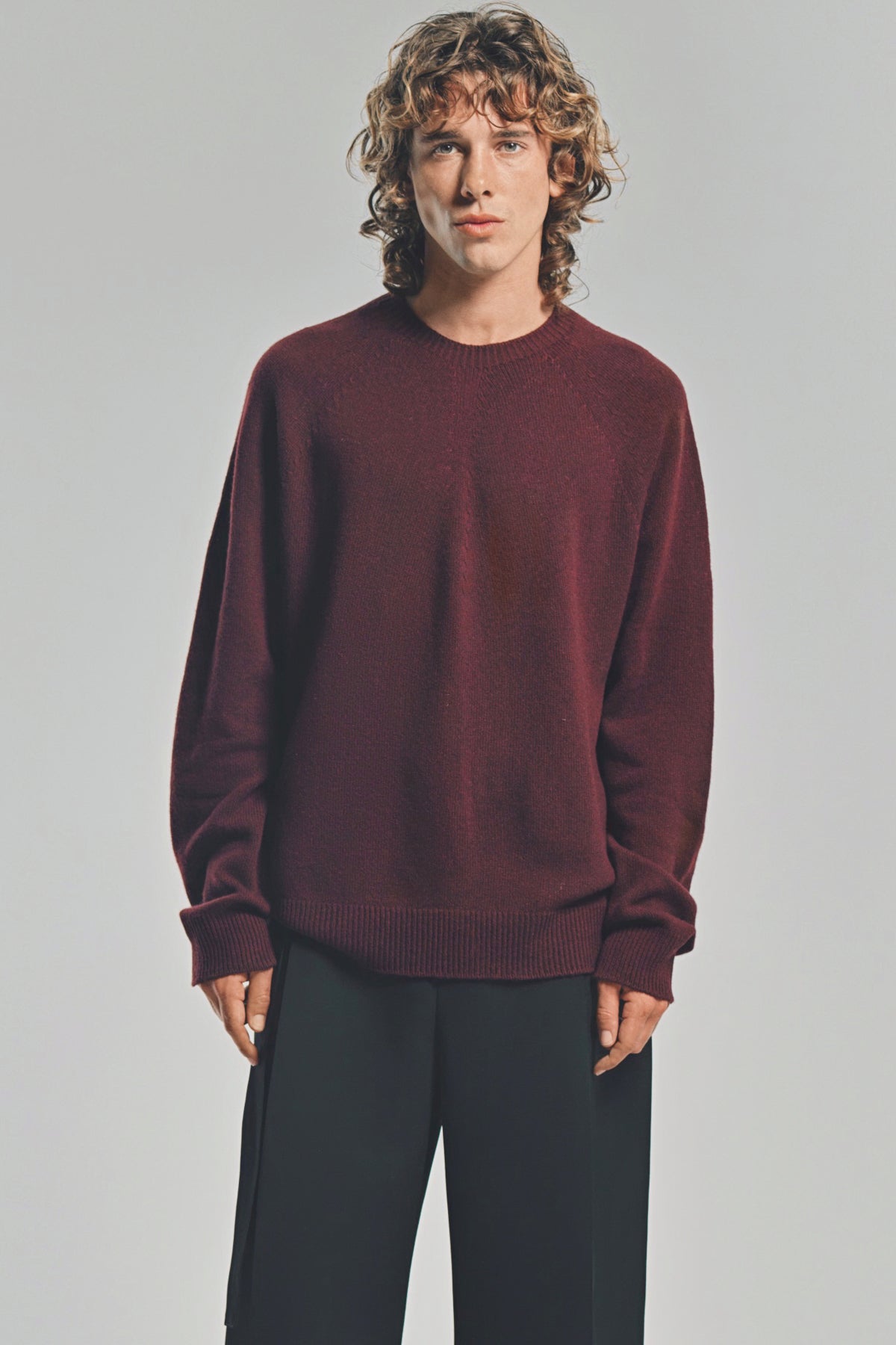 JIL SANDER | SEAMLESS LONG SLEEVE SWEATER