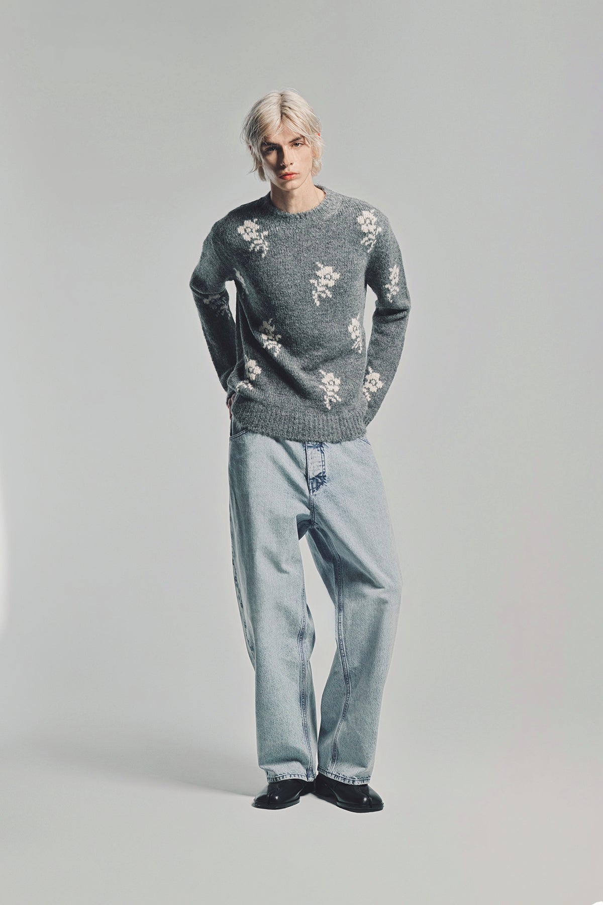 JIL SANDER | WOOL BLEND FLORAL SWEATER