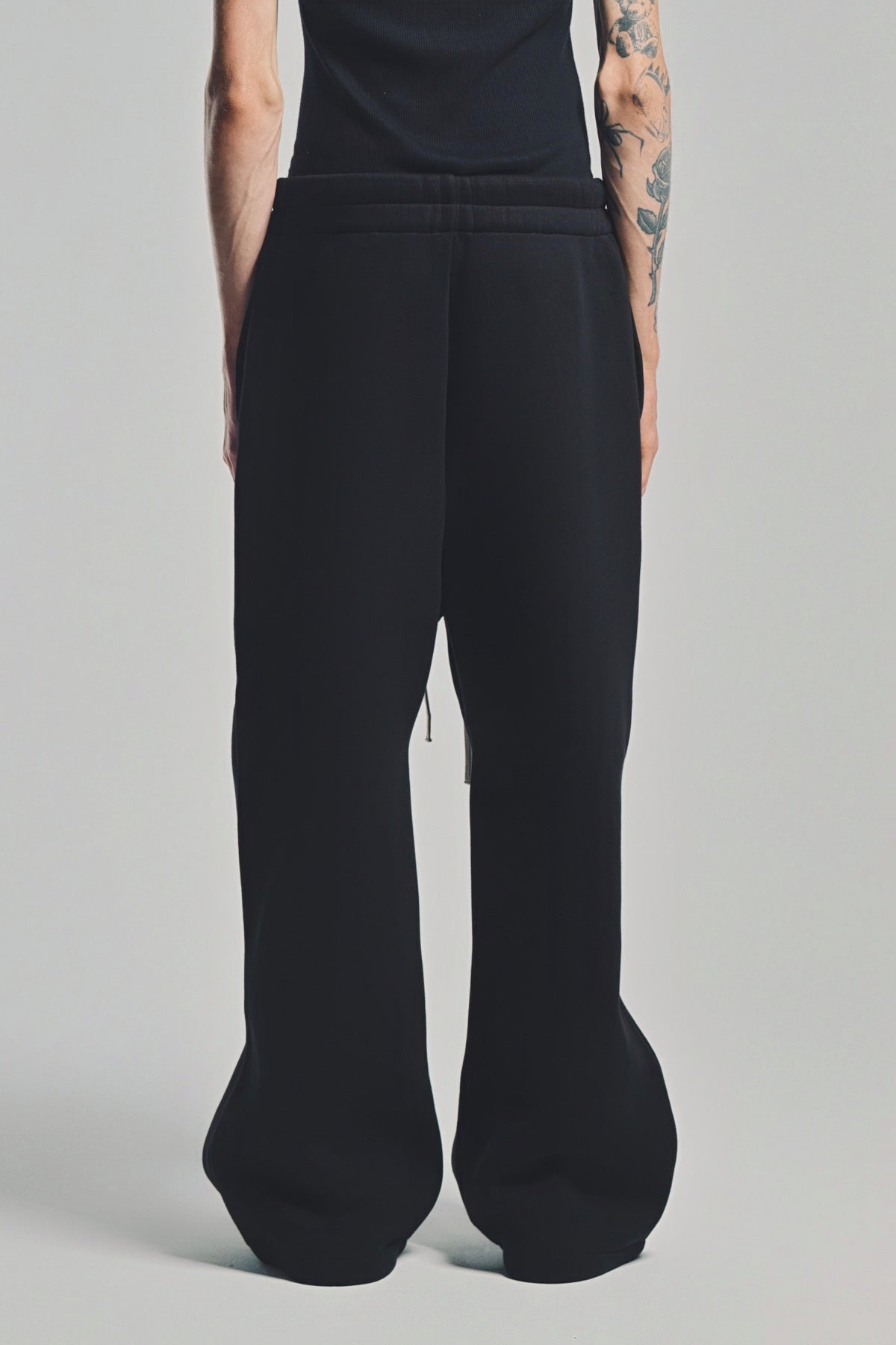 FEAR OF GOD | ATHLETICS WIDE LEG SWEATPANTS