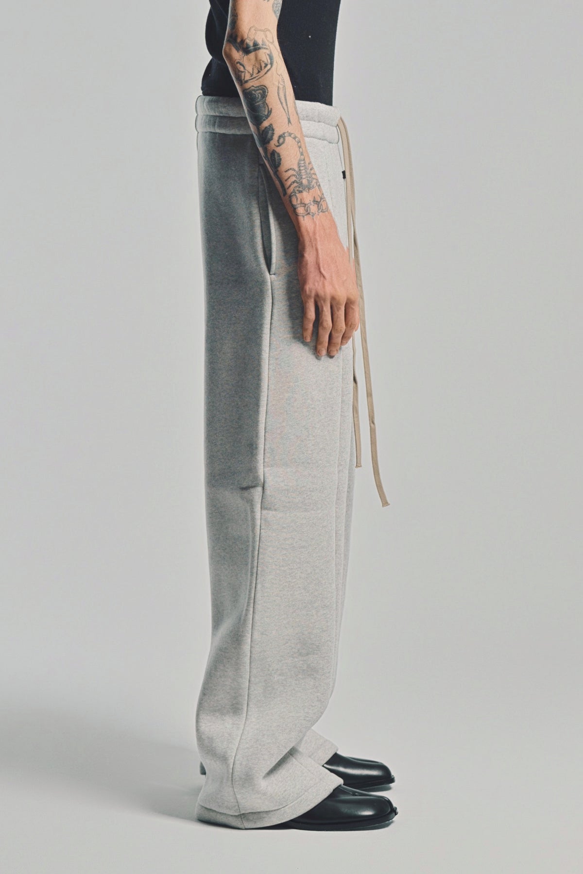 FEAR OF GOD | ATHLETICS WIDE LEG SWEATPANTS