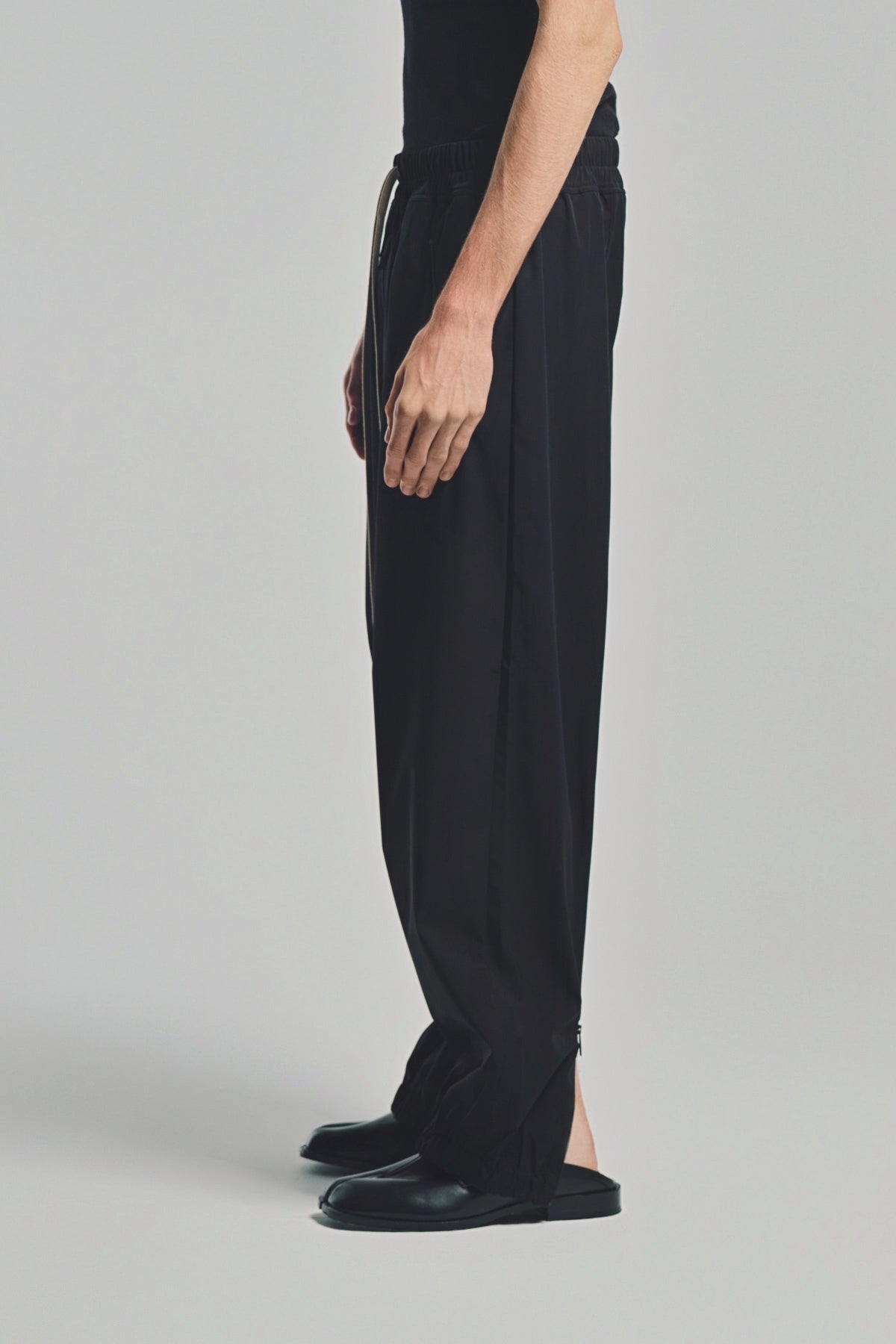 FEAR OF GOD | NYLON TRACKPANTS